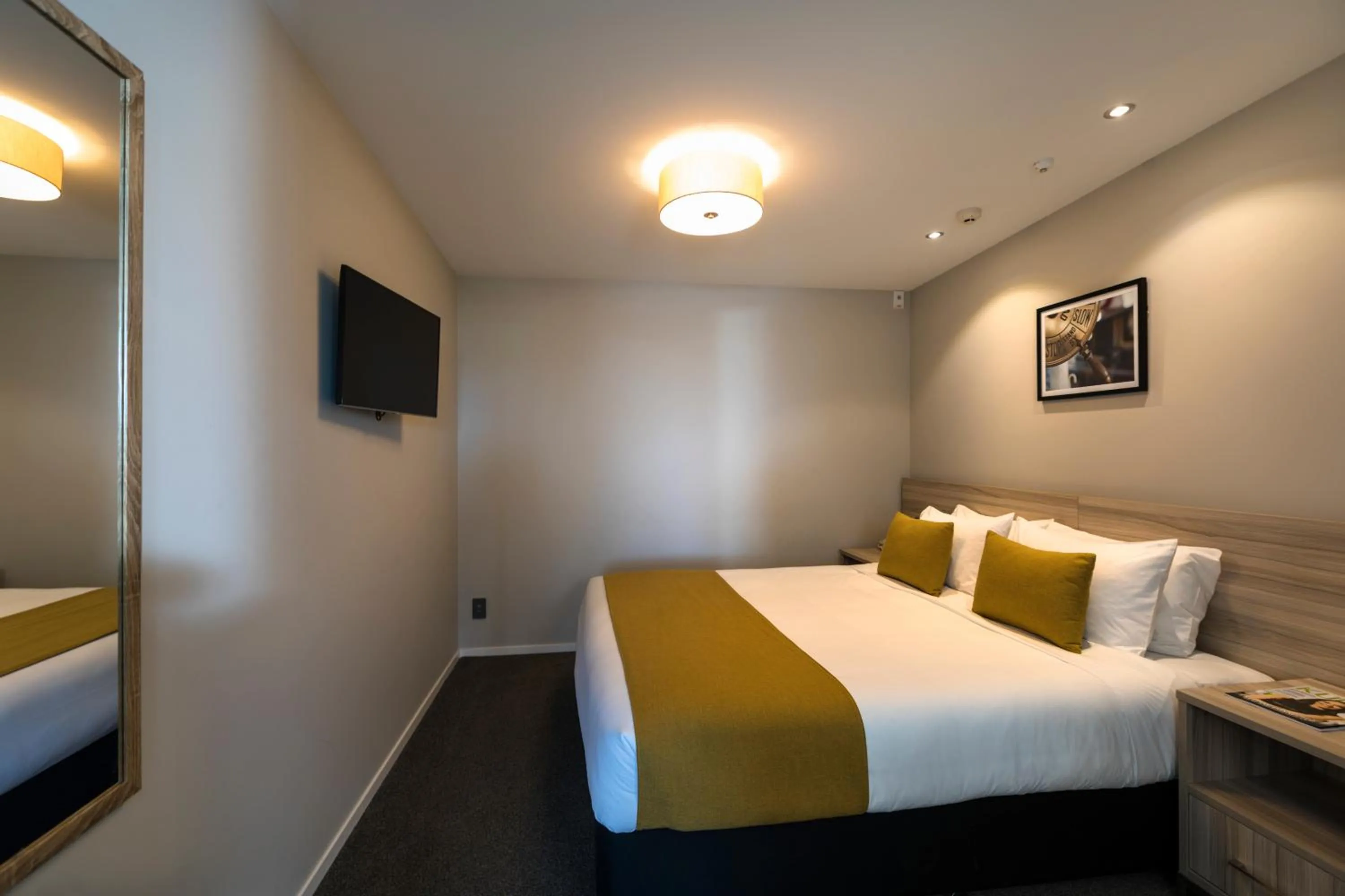 Bedroom, Bed in Quest Petone