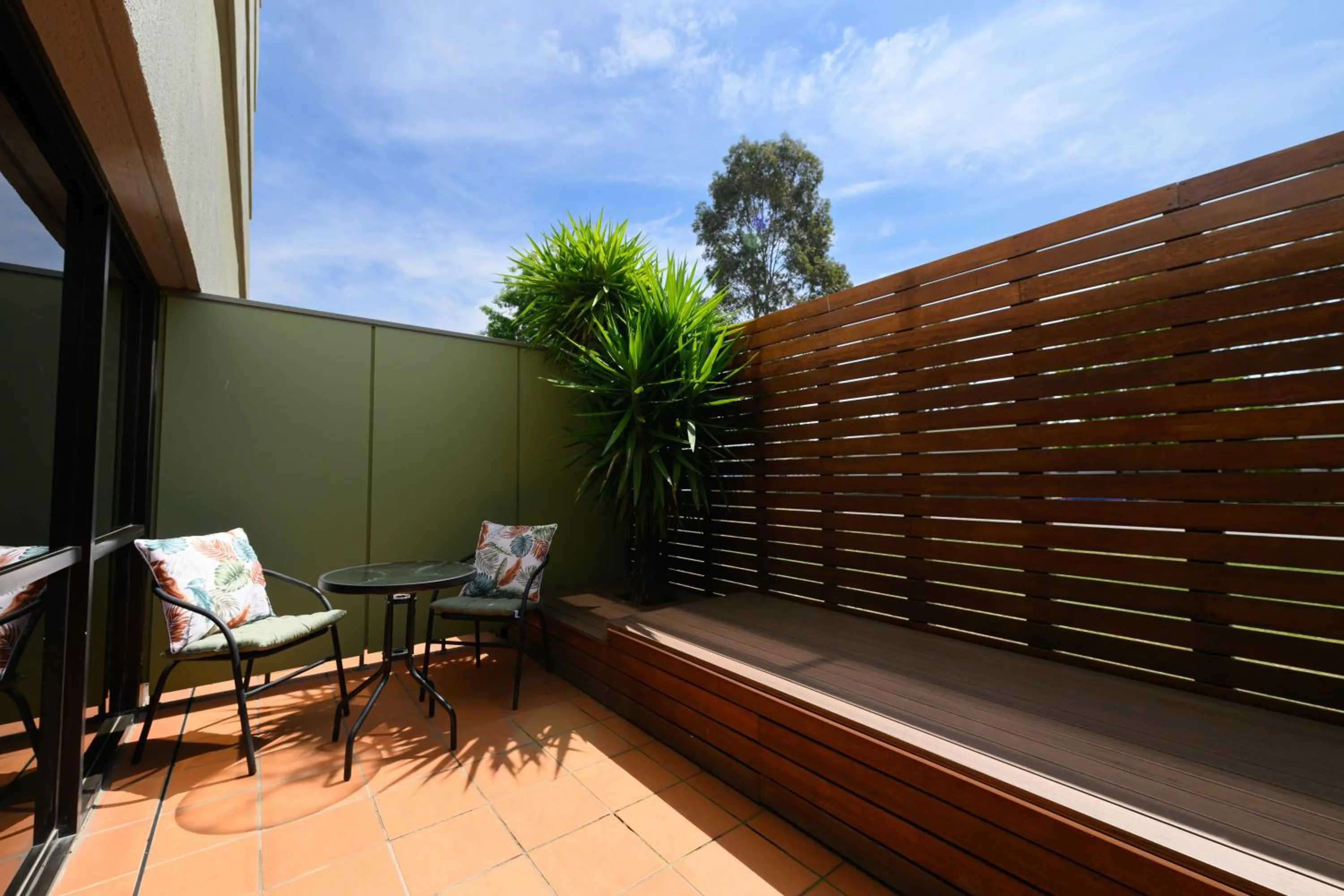 Inner courtyard view in Mercure Penrith