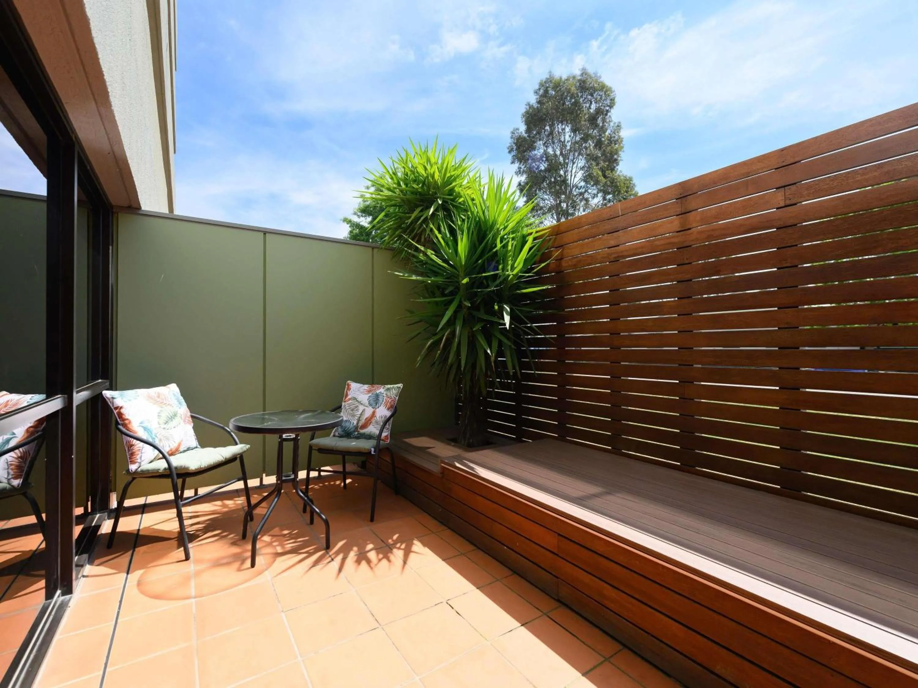 Bedroom in Mercure Penrith