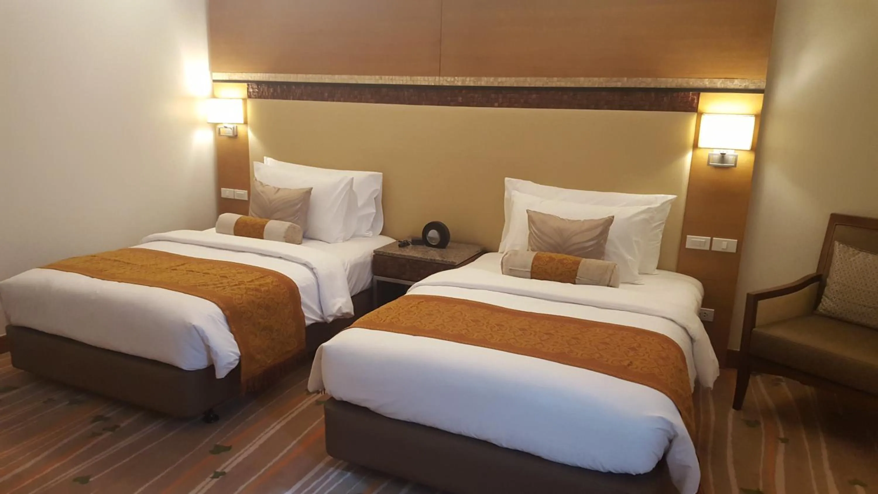 Bed in Best Western Plus The Ivywall Hotel - Palawan