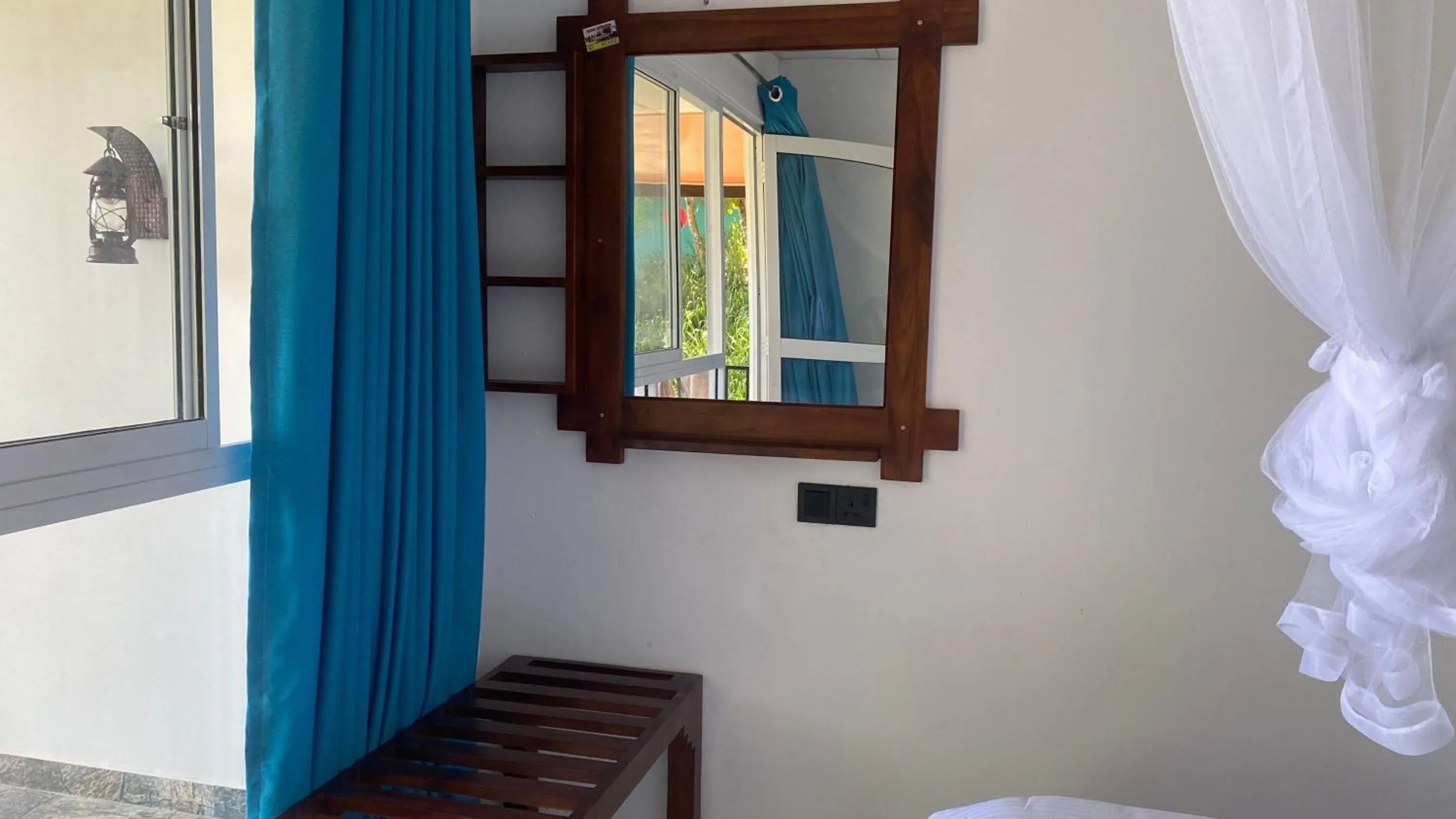 Property building in Hidden Gem Inn