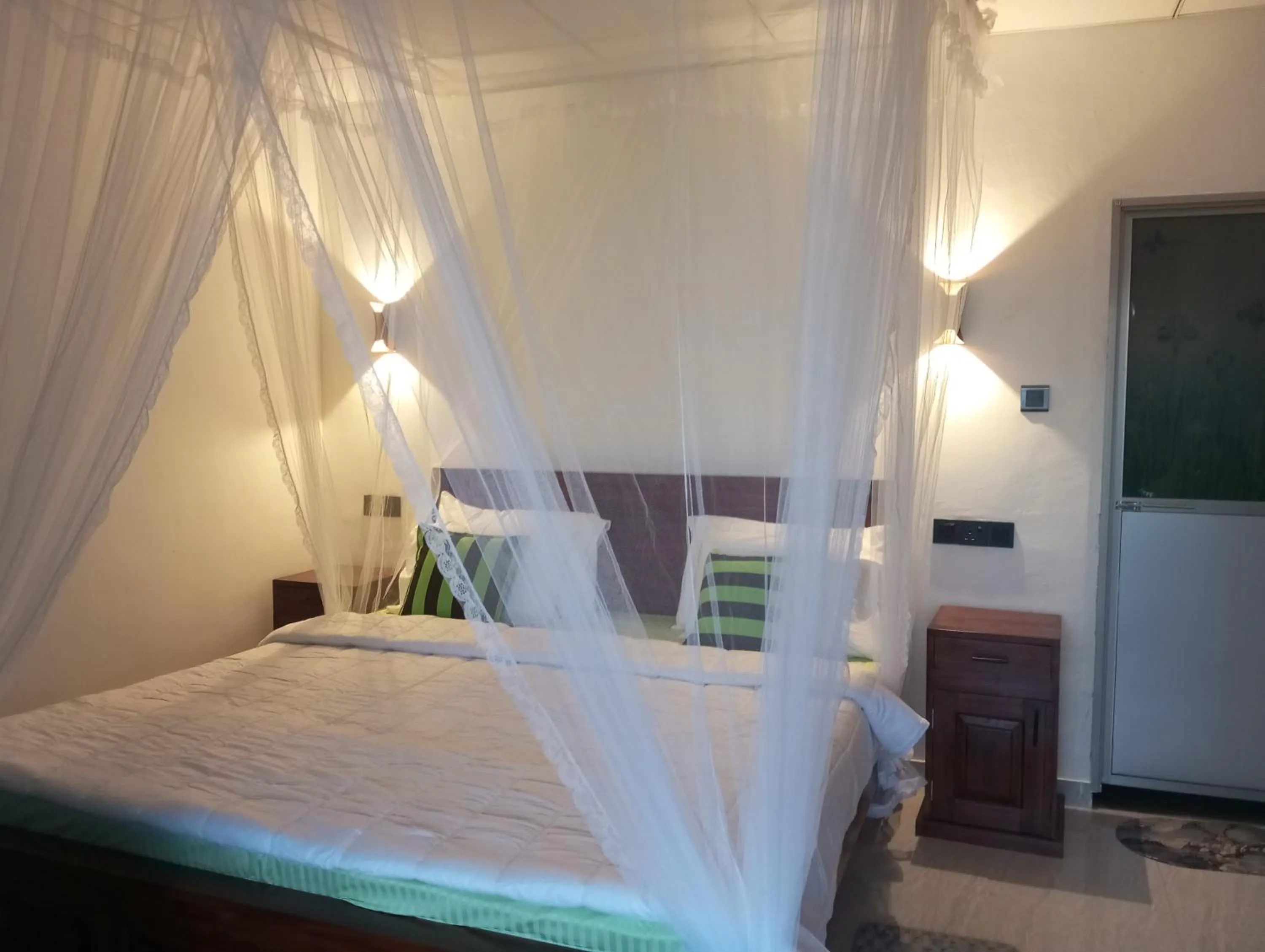 Bed in Hidden Gem Inn