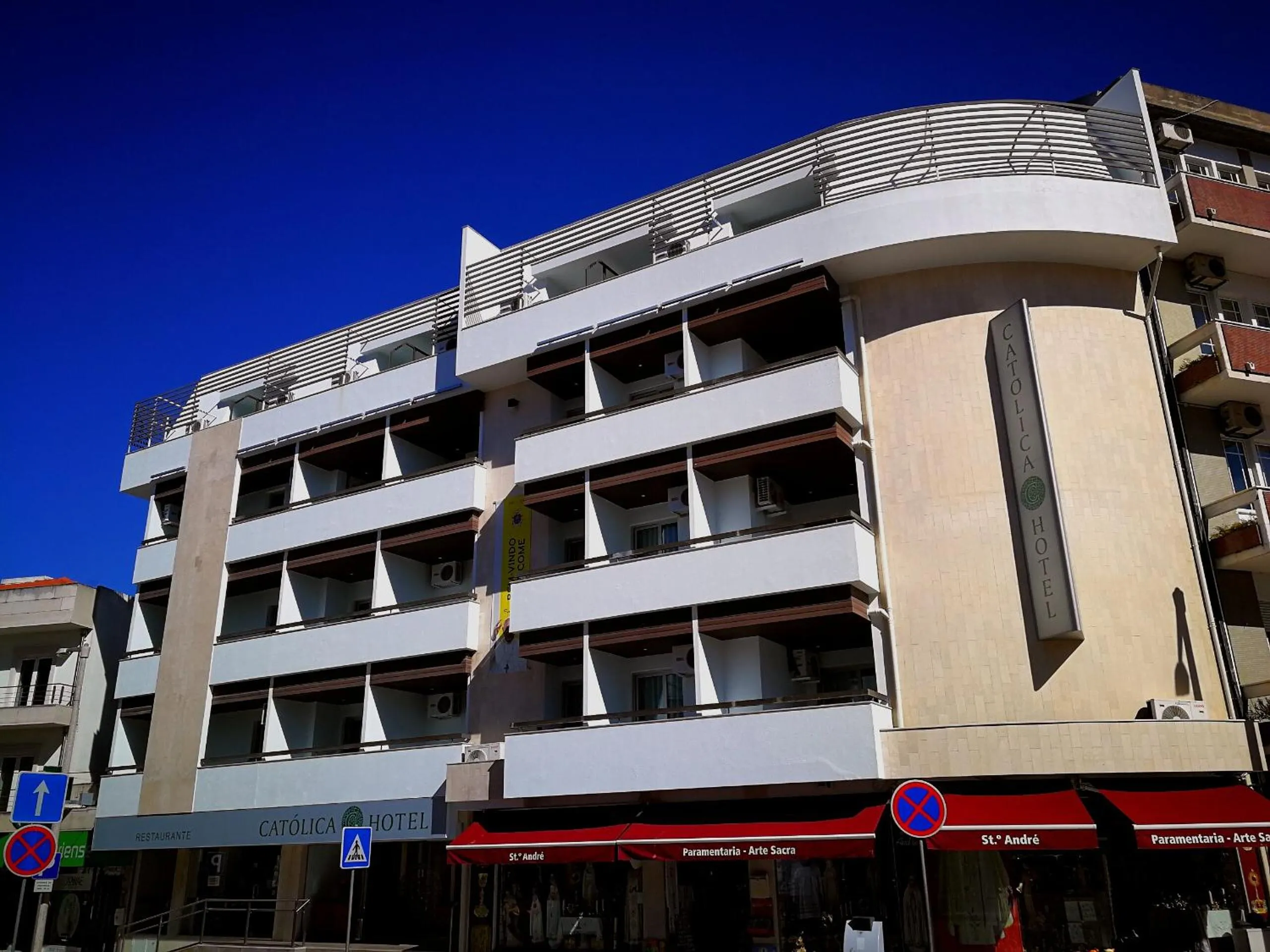 Catolica Hotel