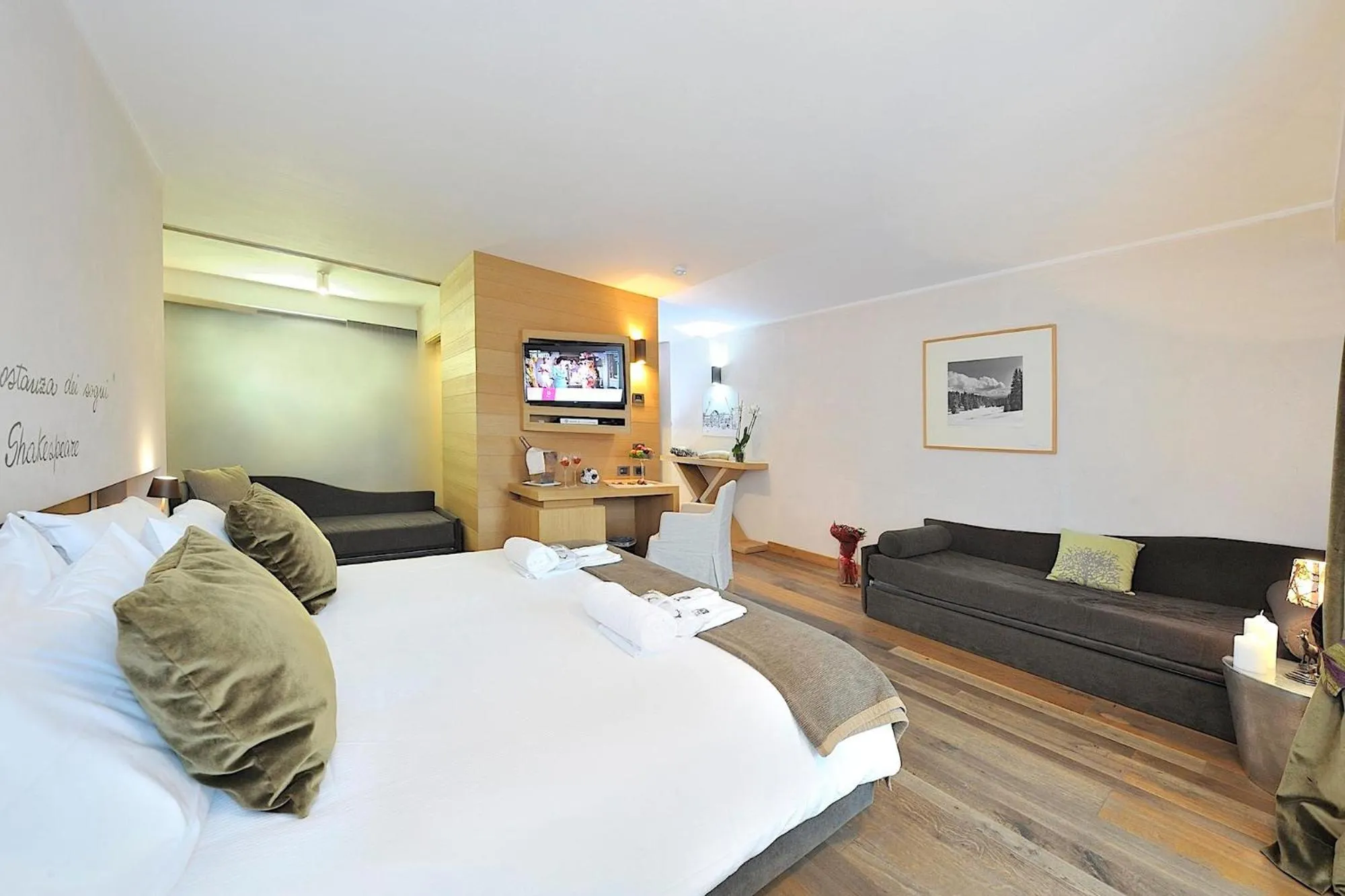 Bedroom, Bed in DV Chalet Boutique Hotel & Spa