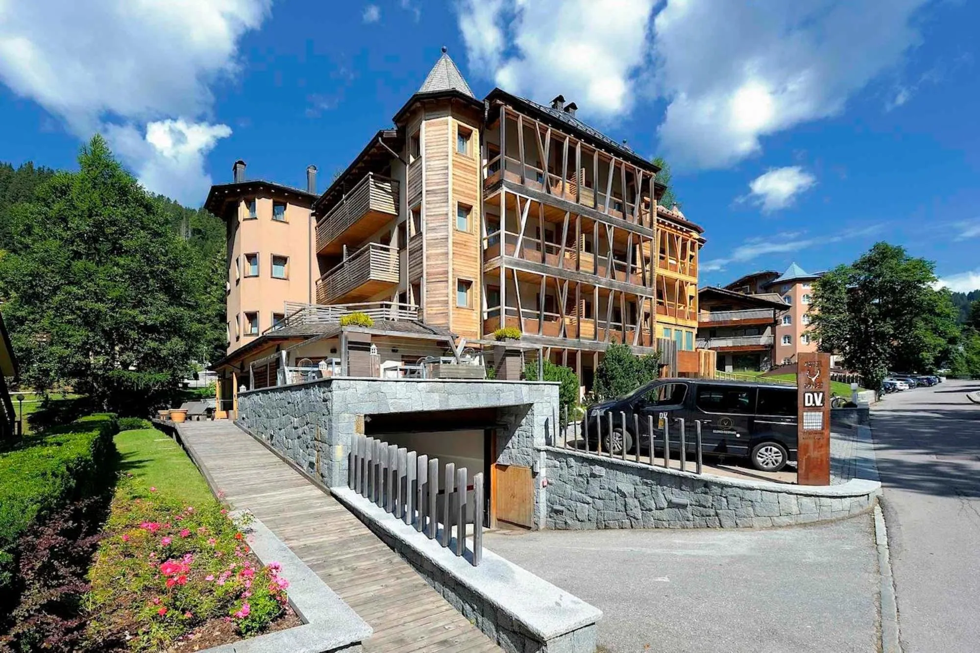 Property building in DV Chalet Boutique Hotel & Spa