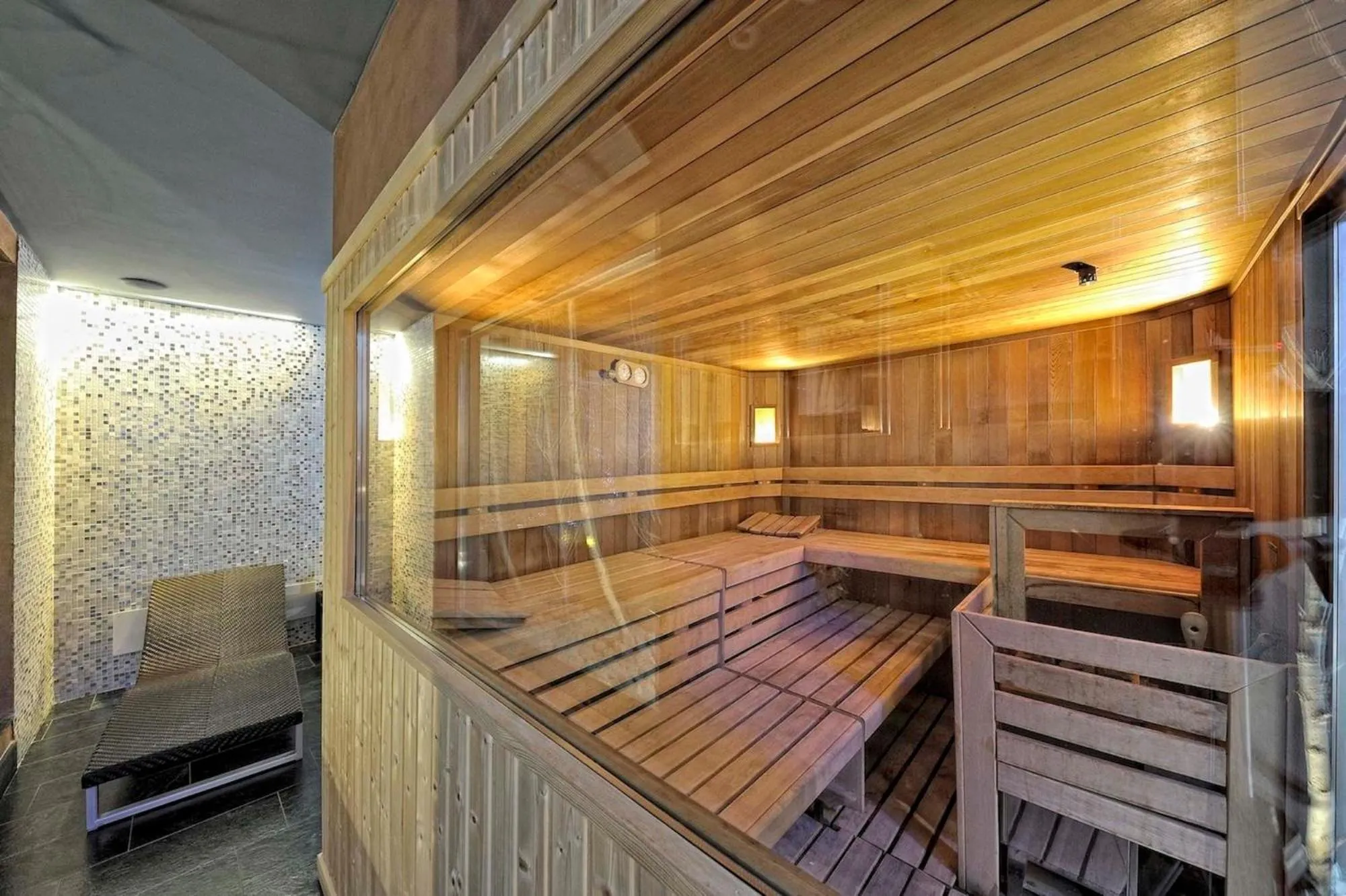 Spa and wellness centre/facilities in DV Chalet Boutique Hotel & Spa