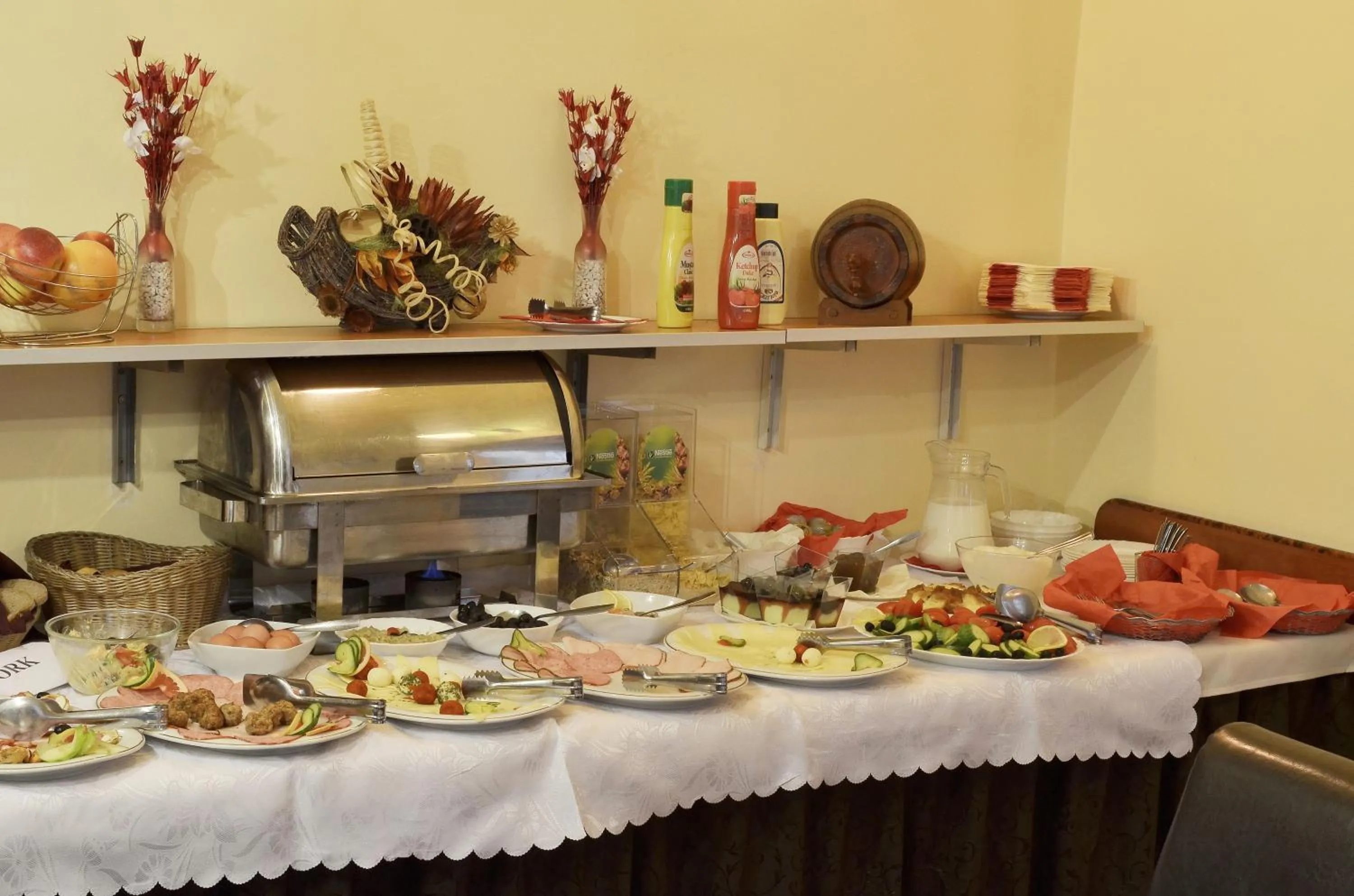 Breakfast in Hotel Transilvania