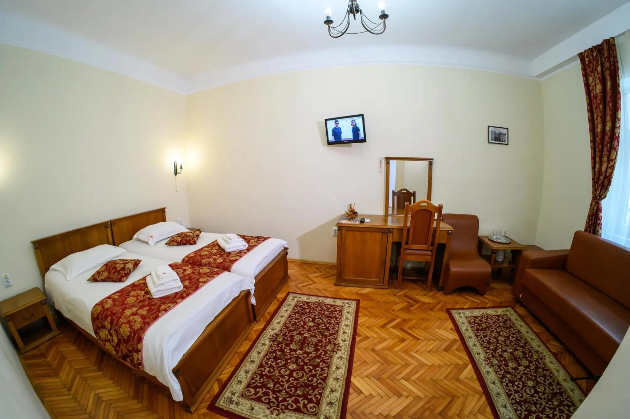 Bed in Hotel Transilvania