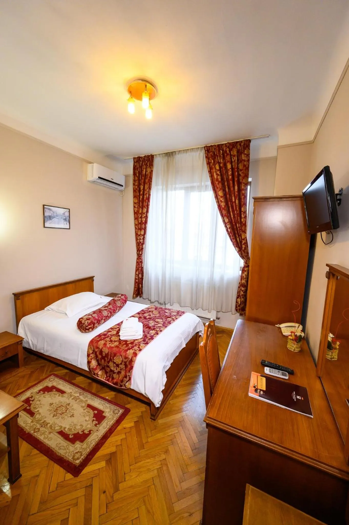 Bed in Hotel Transilvania