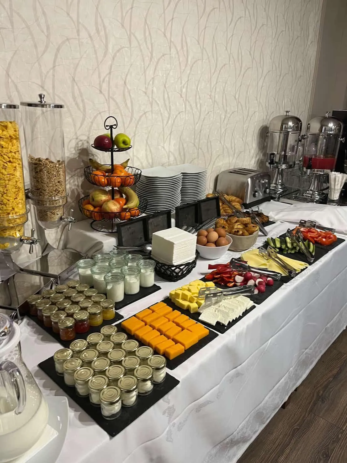 Restaurant/places to eat in Hotel Transilvania