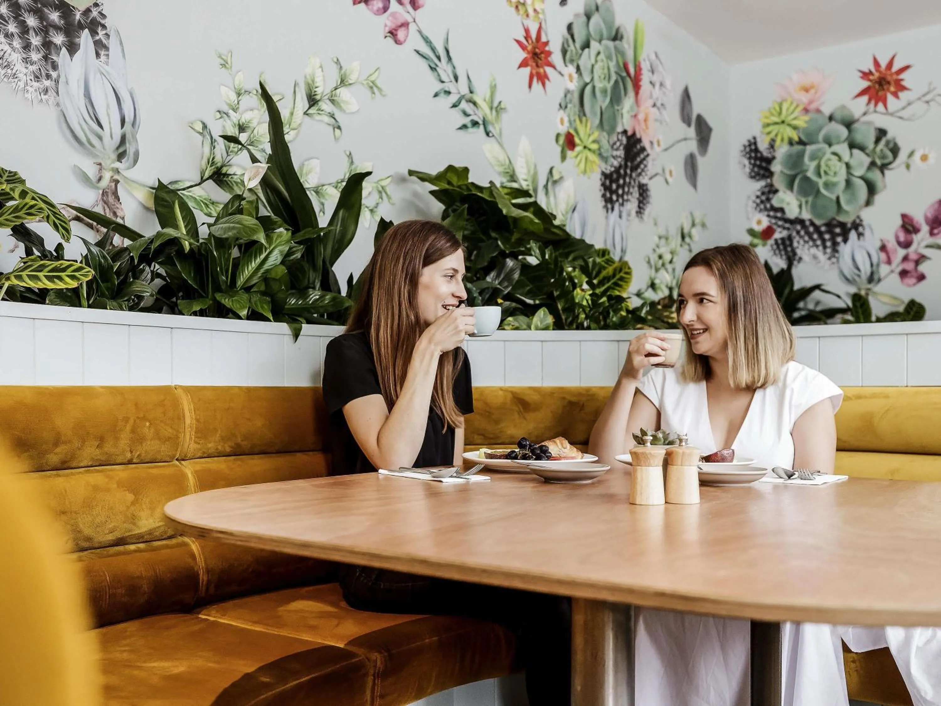 Breakfast in Pullman Brisbane King George Square