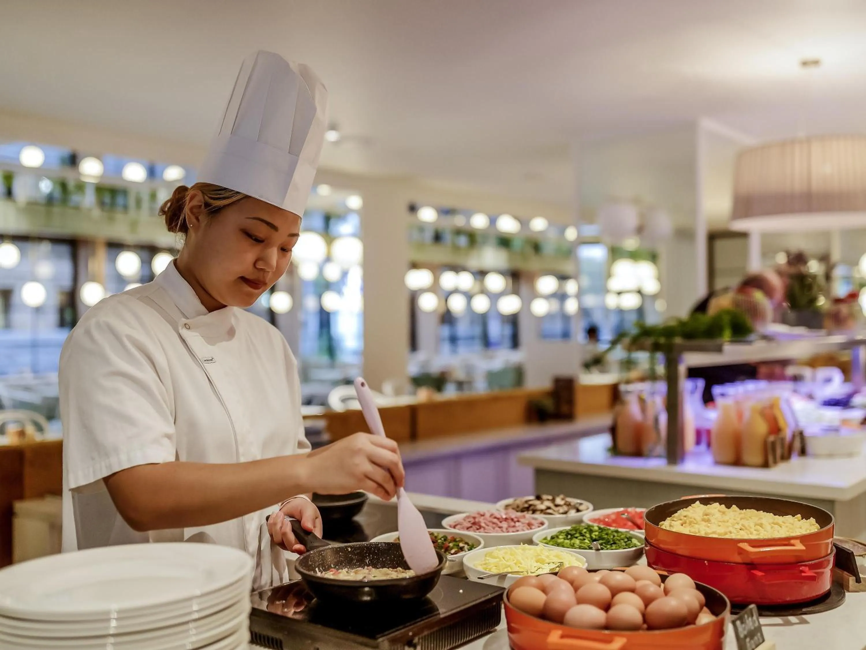 Breakfast in Pullman Brisbane King George Square