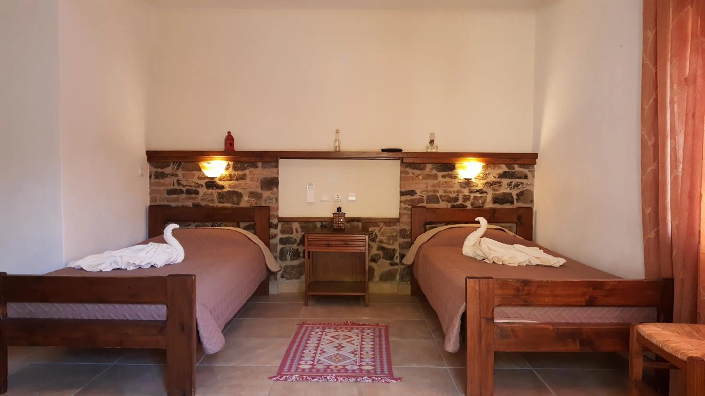 Photo of the whole room, Bed in Agroktima