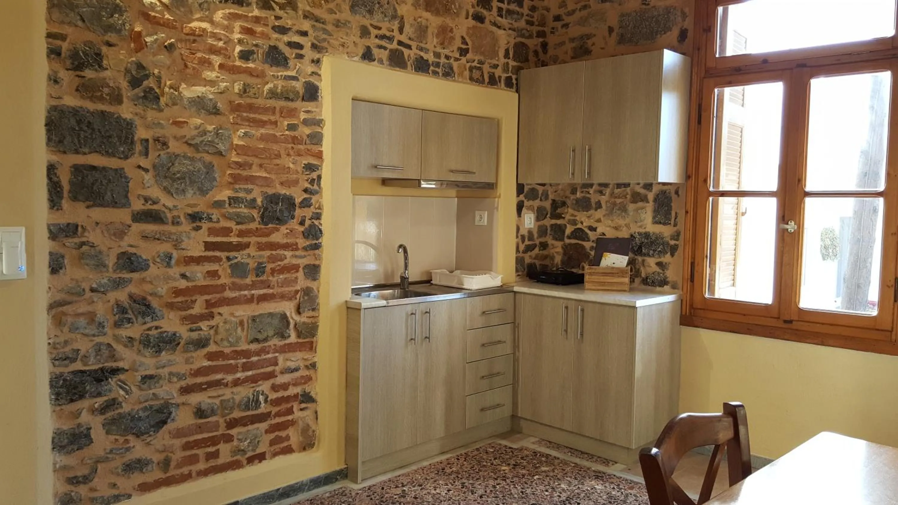 Kitchen or kitchenette in Agroktima