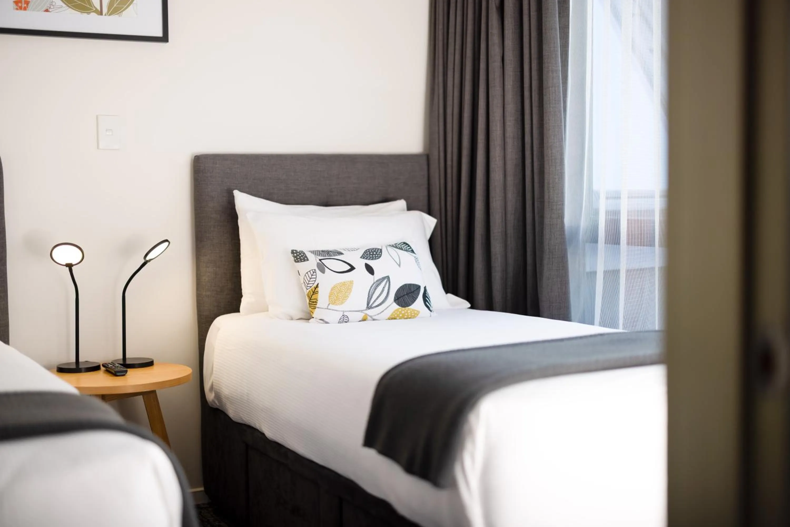 Bedroom, Bed in Hotel Give