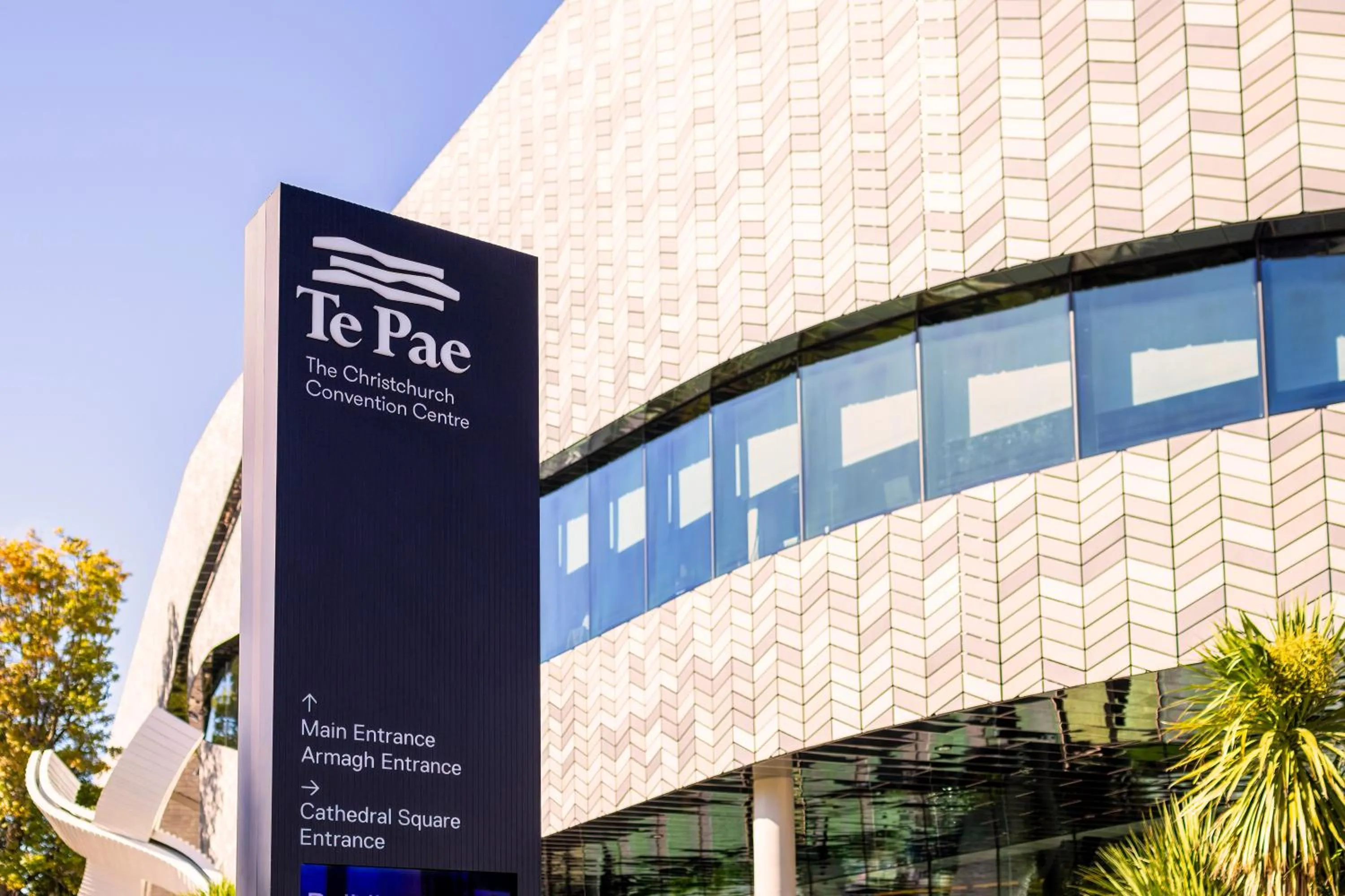 Nearby landmark in Hotel Give