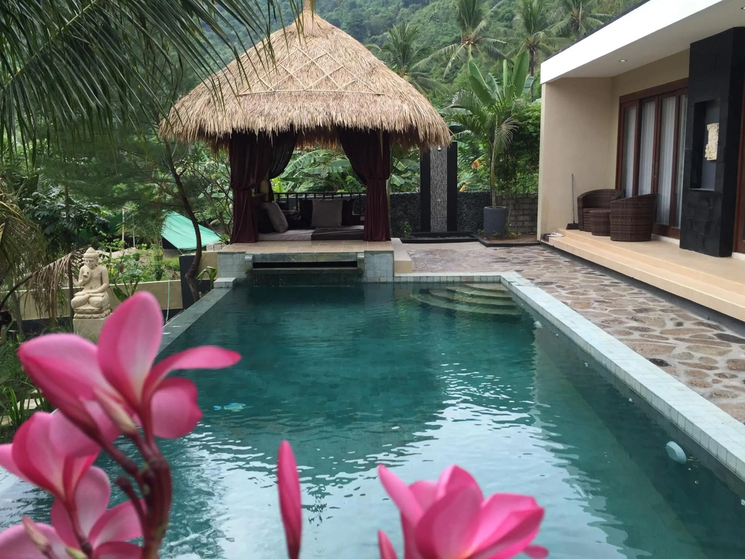 Swimming pool in Nipah Villas