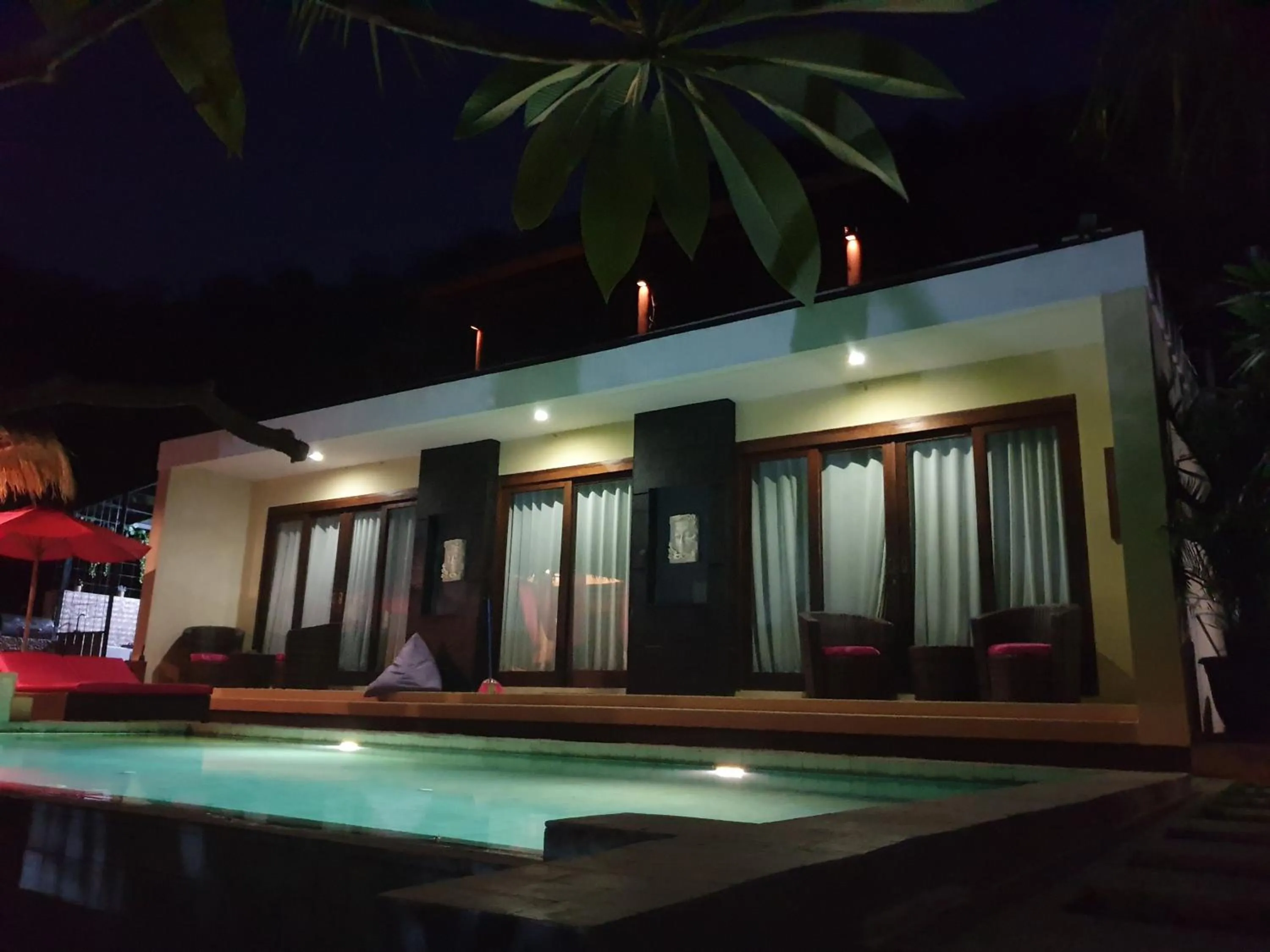 Swimming pool in Nipah Villas