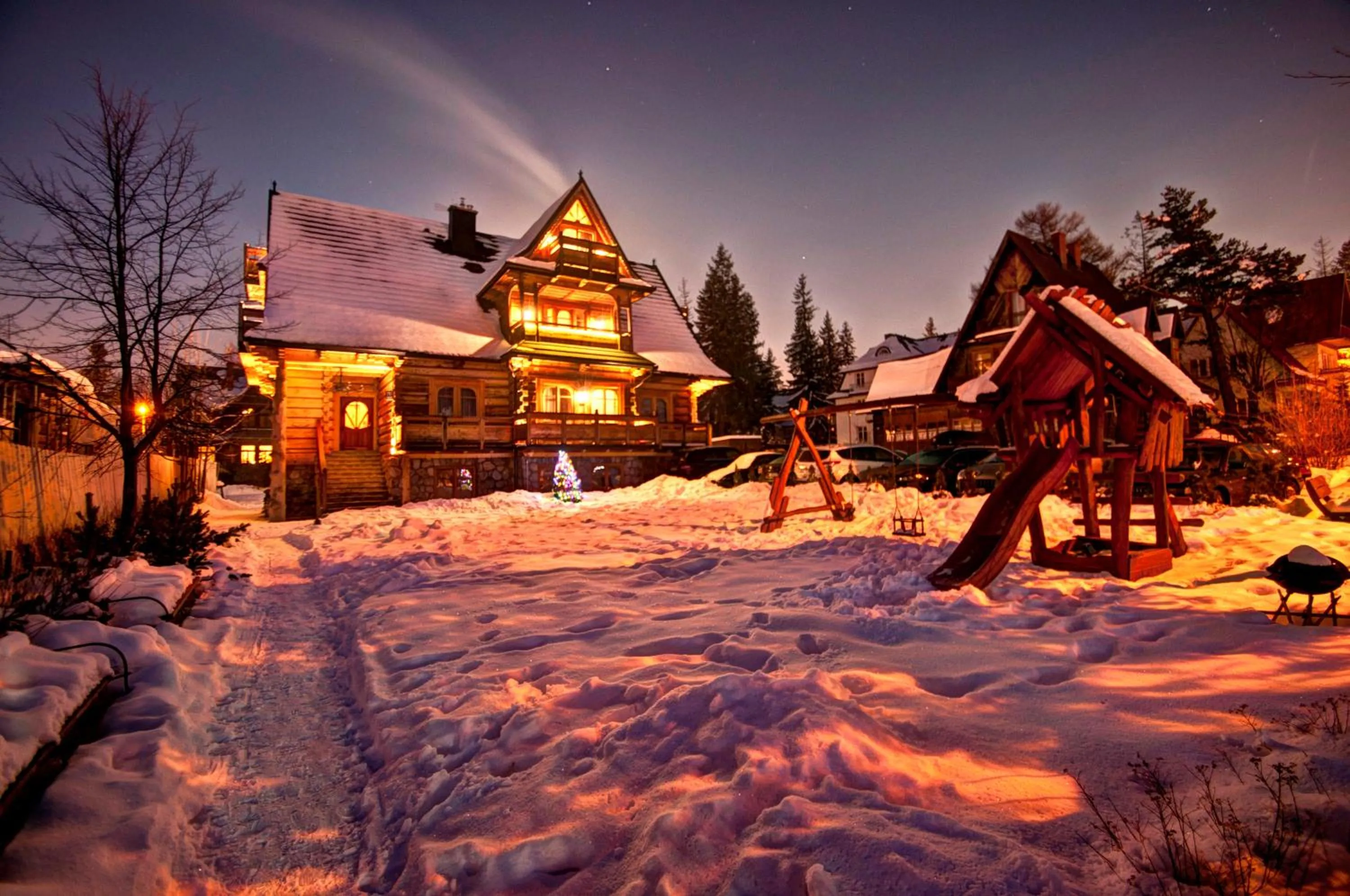 Night in Pokoje Gościnne Światłomir