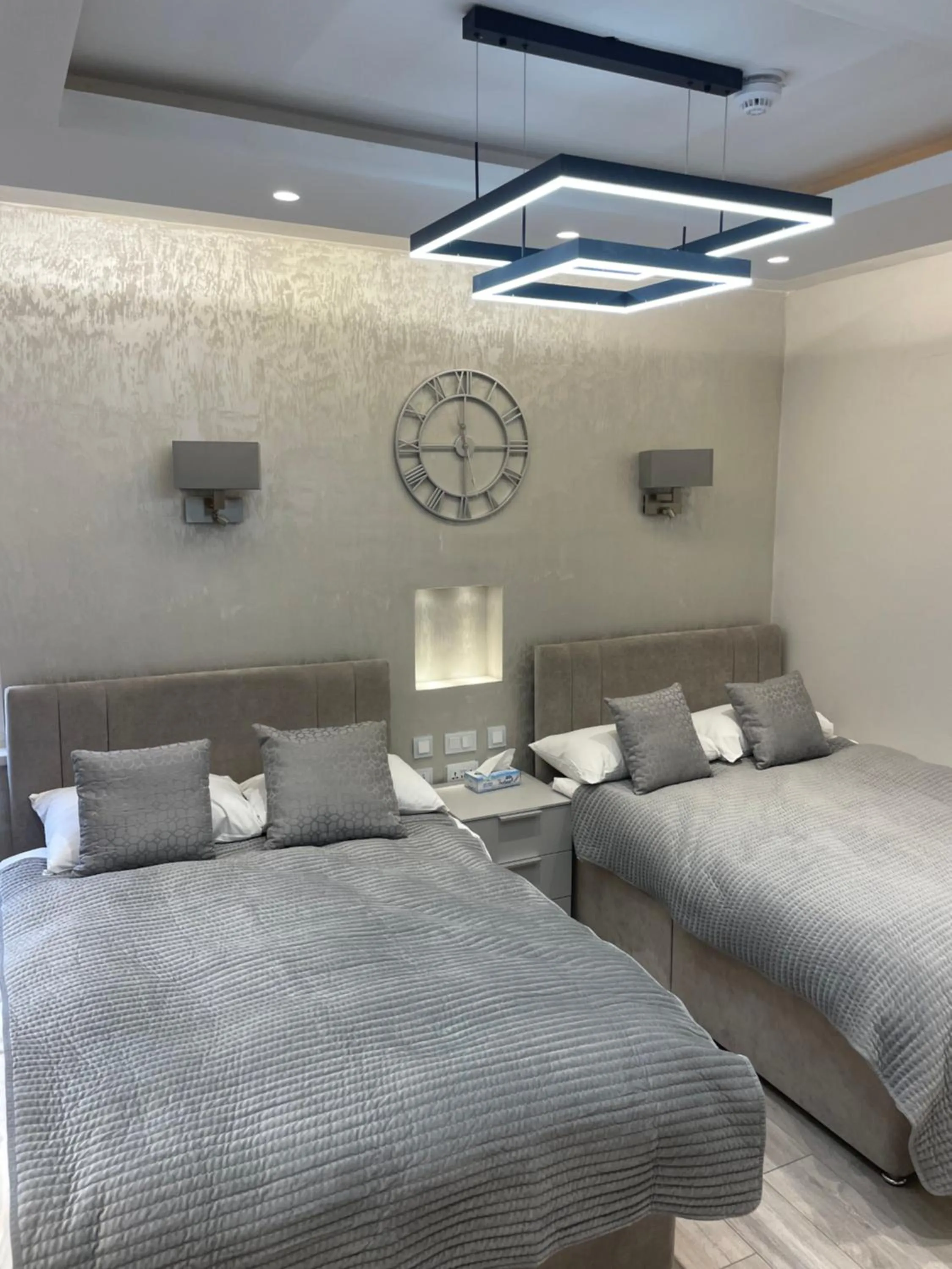 Bed in Park Avenue Hotel