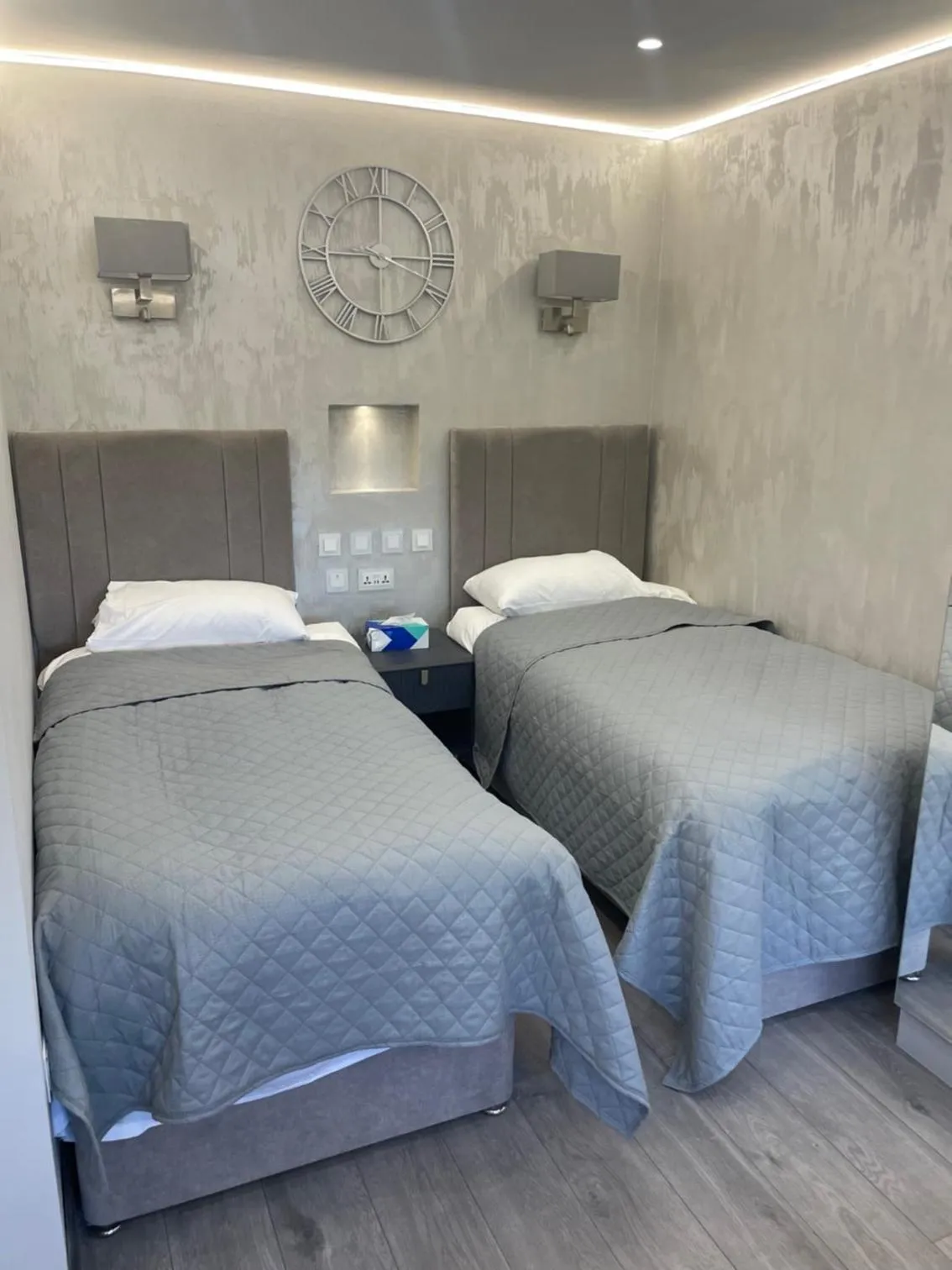 Bed in Park Avenue Hotel