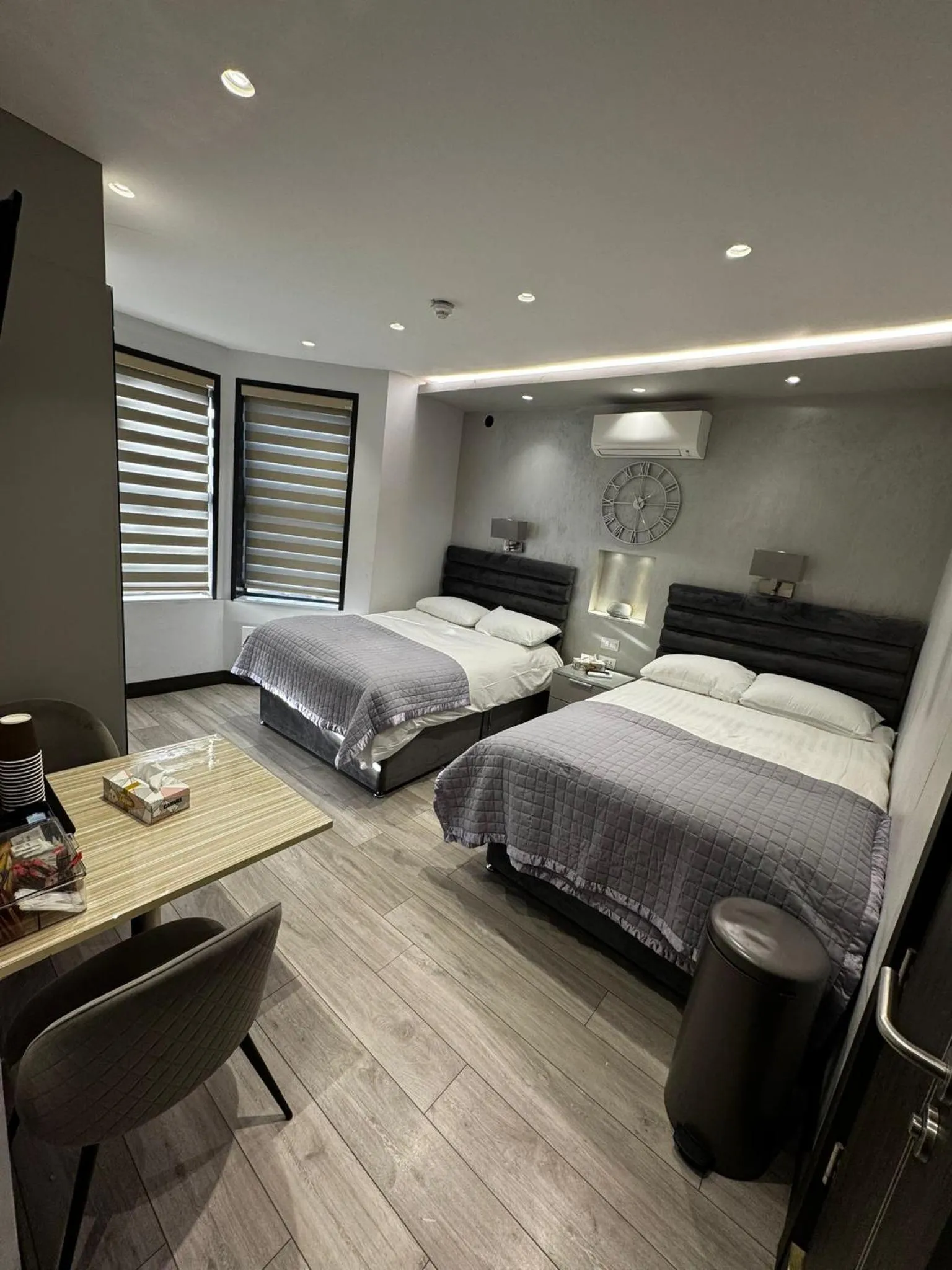 Bed in Park Avenue Hotel