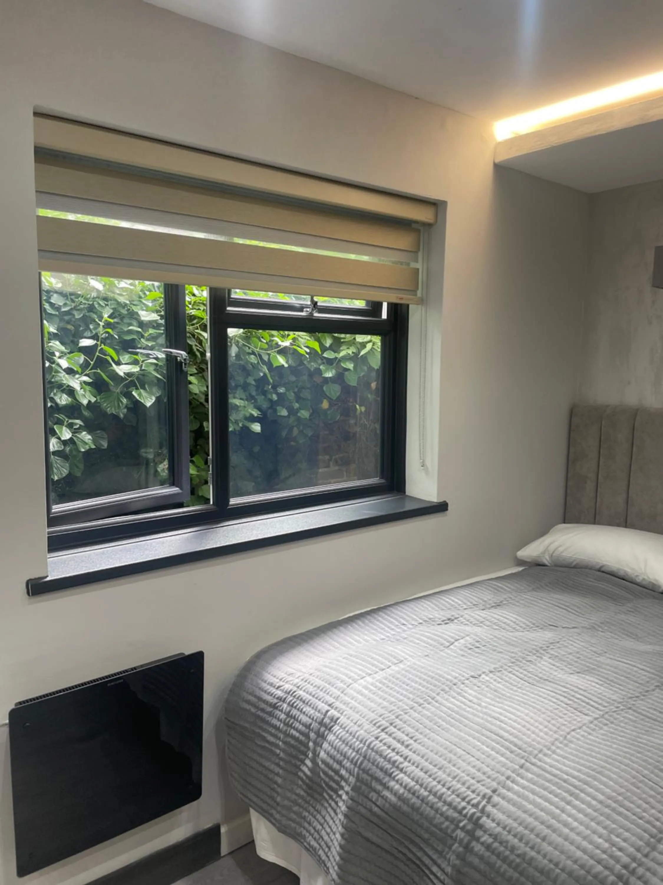 Bed in Park Avenue Hotel