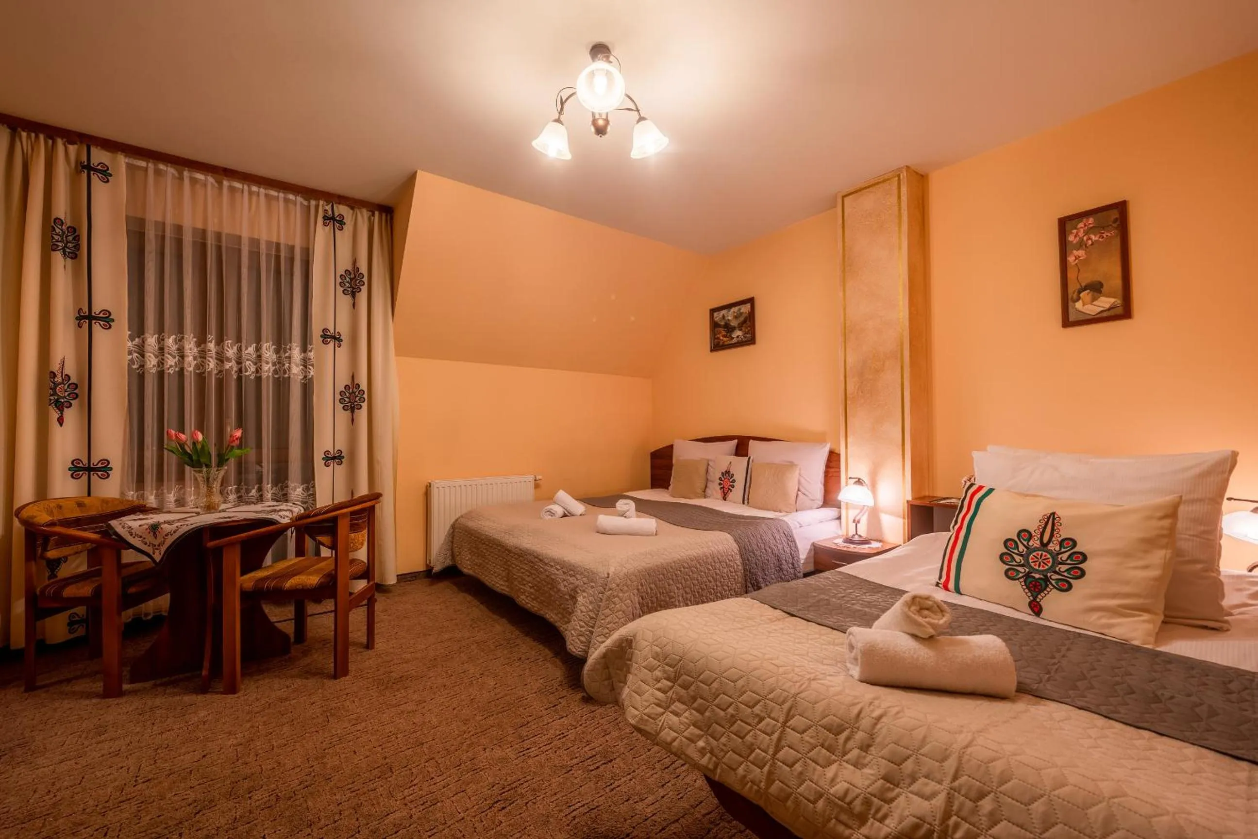 Bed in Willa u Zwijaczy