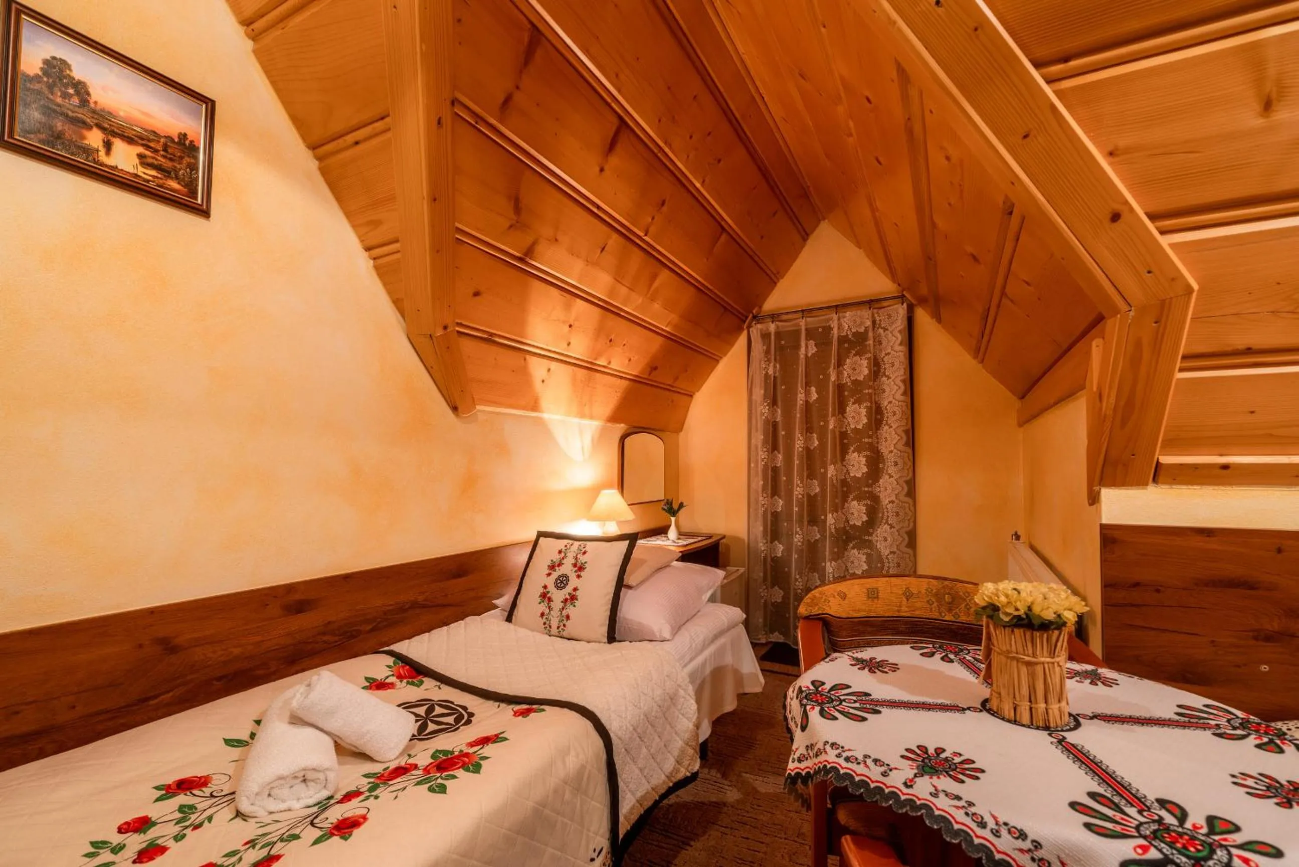 Bed in Willa u Zwijaczy