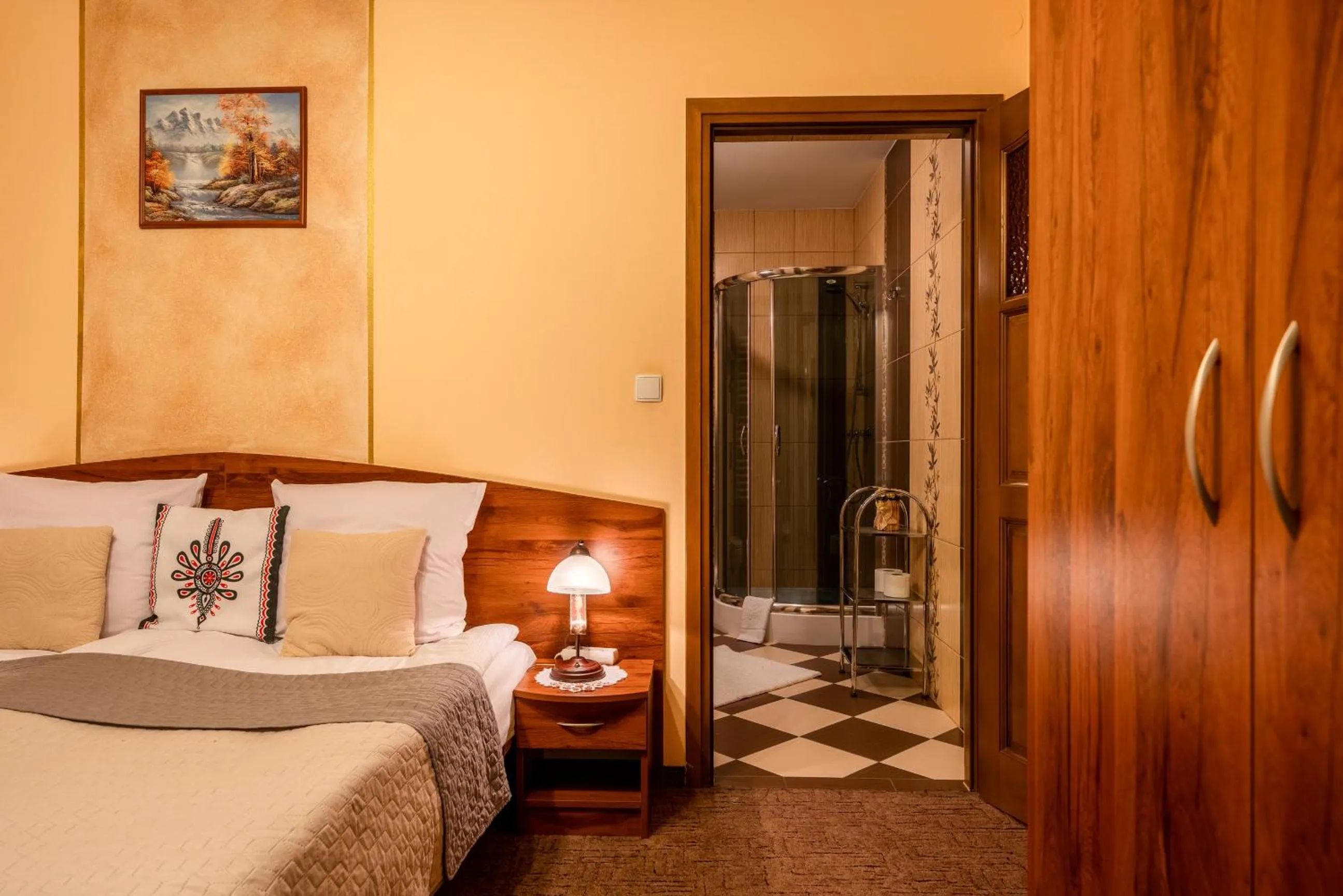 Bed in Willa u Zwijaczy