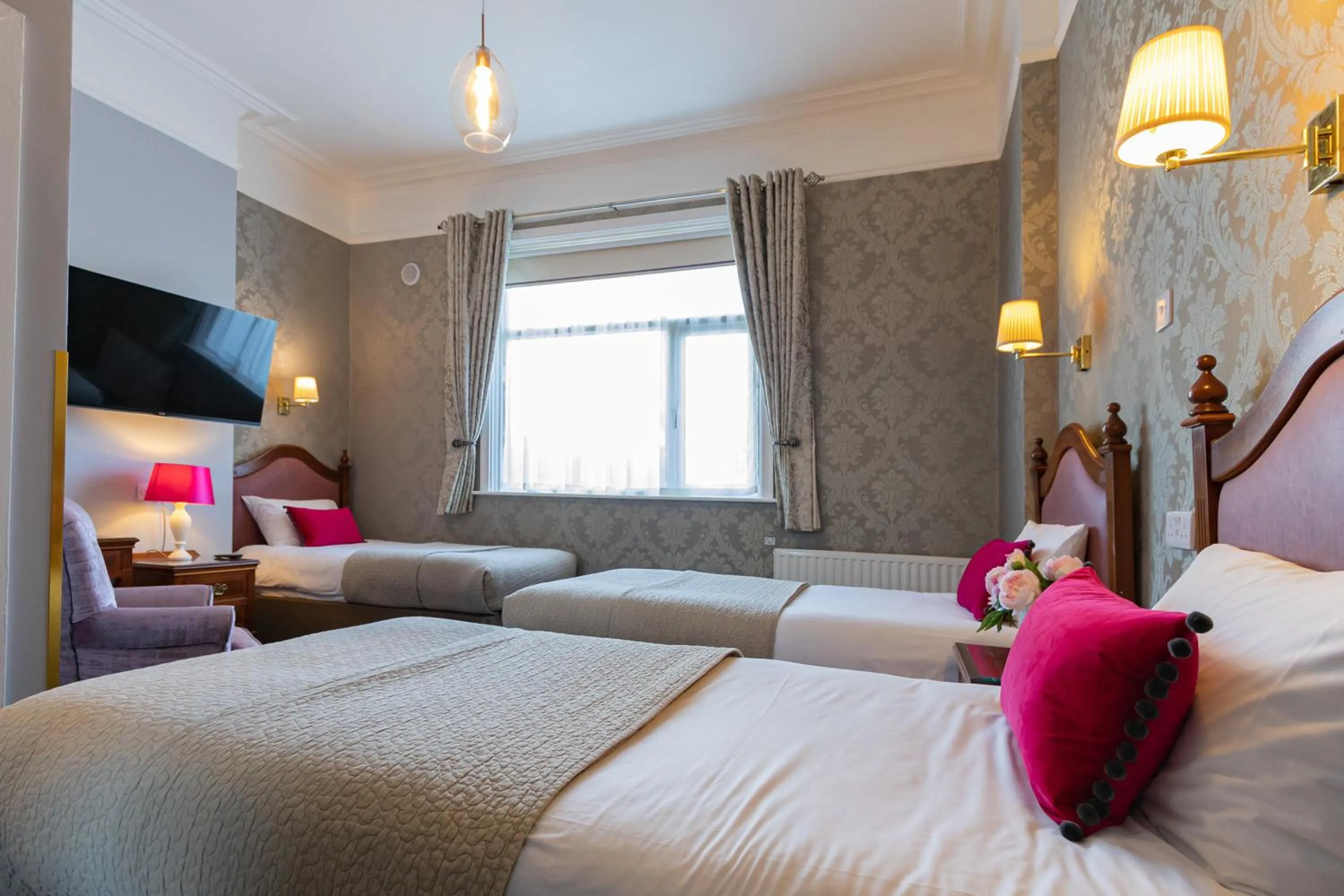 Bedroom, Bed in Egans House