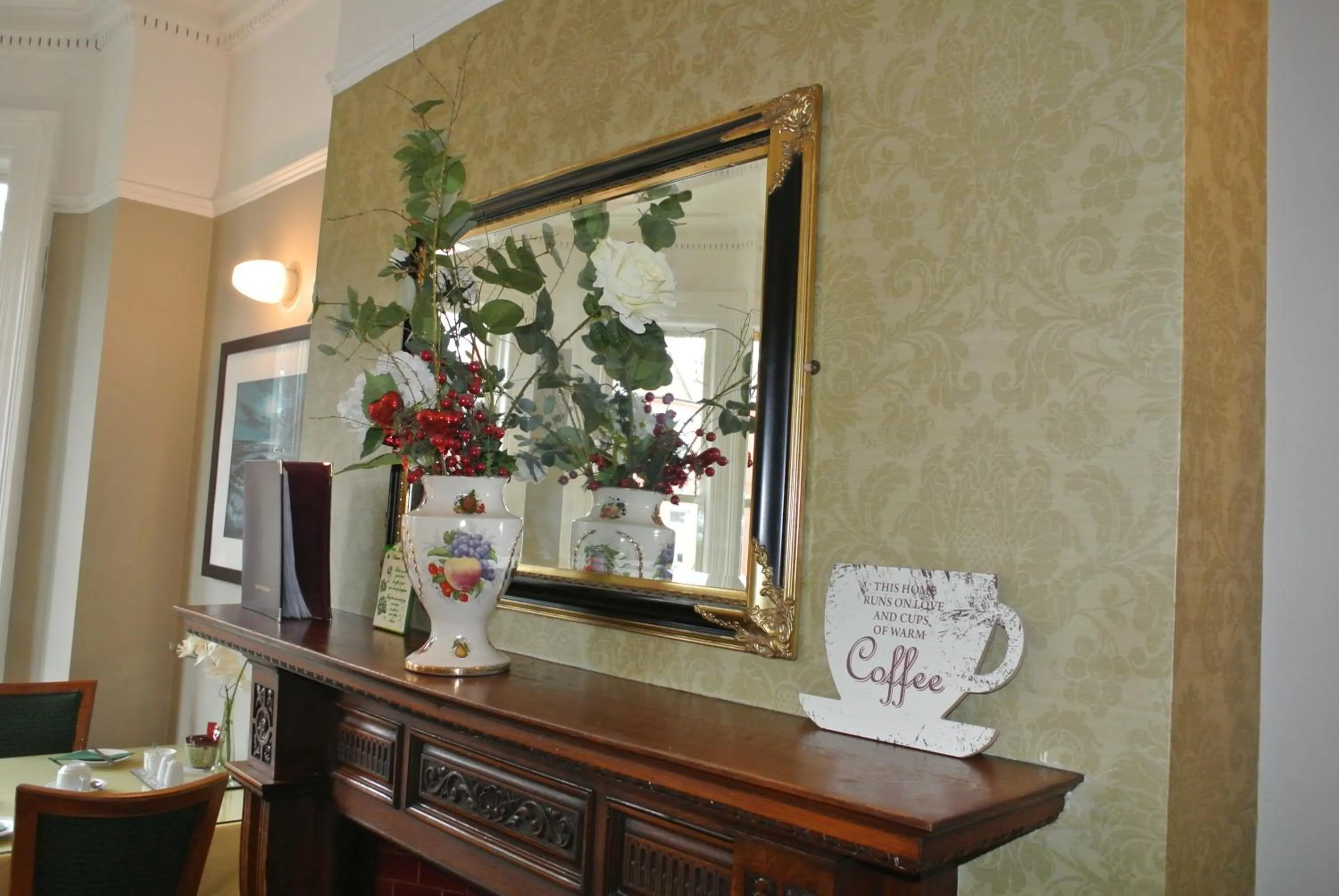Coffee/tea facilities in Egans House