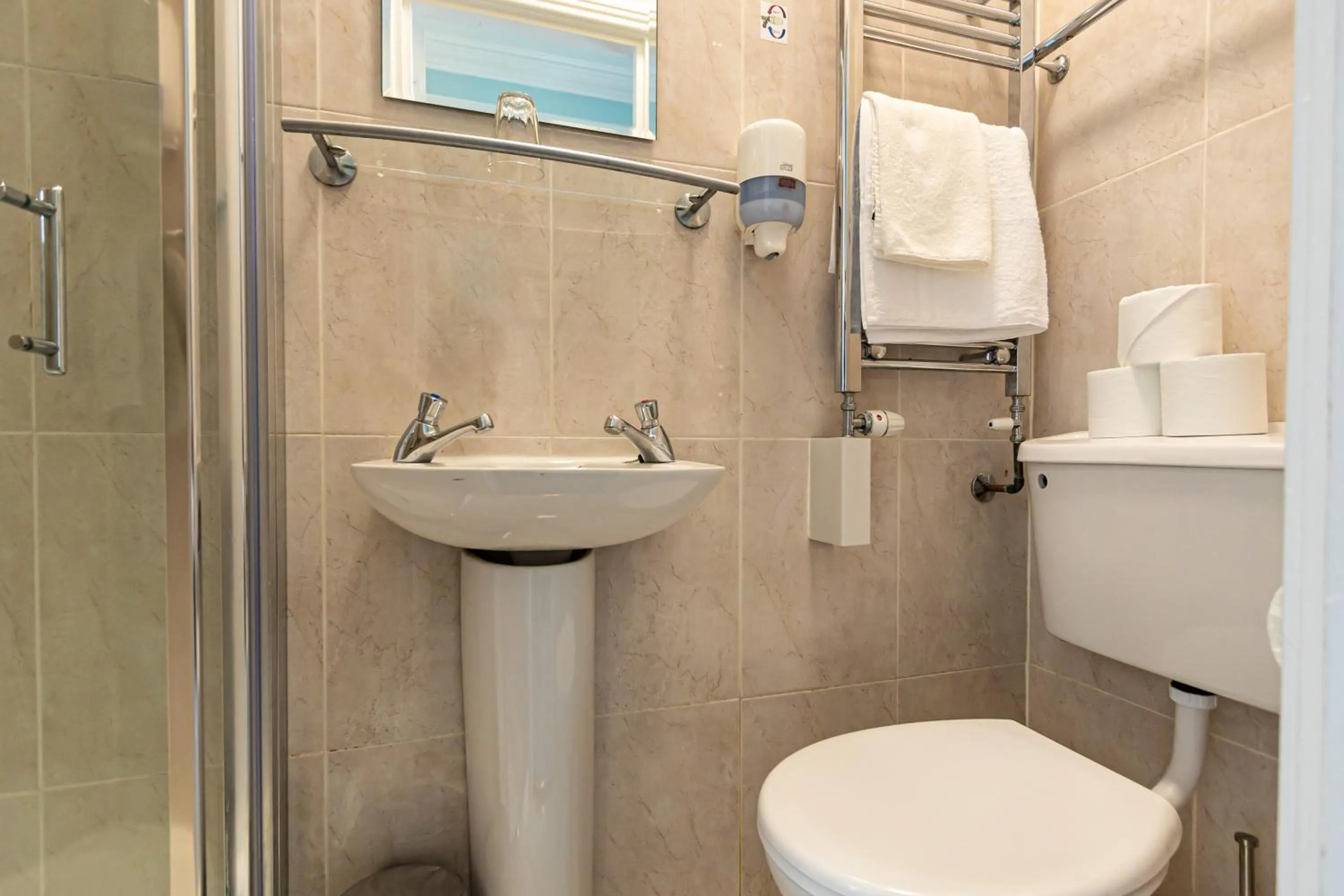 Bathroom in Egans House