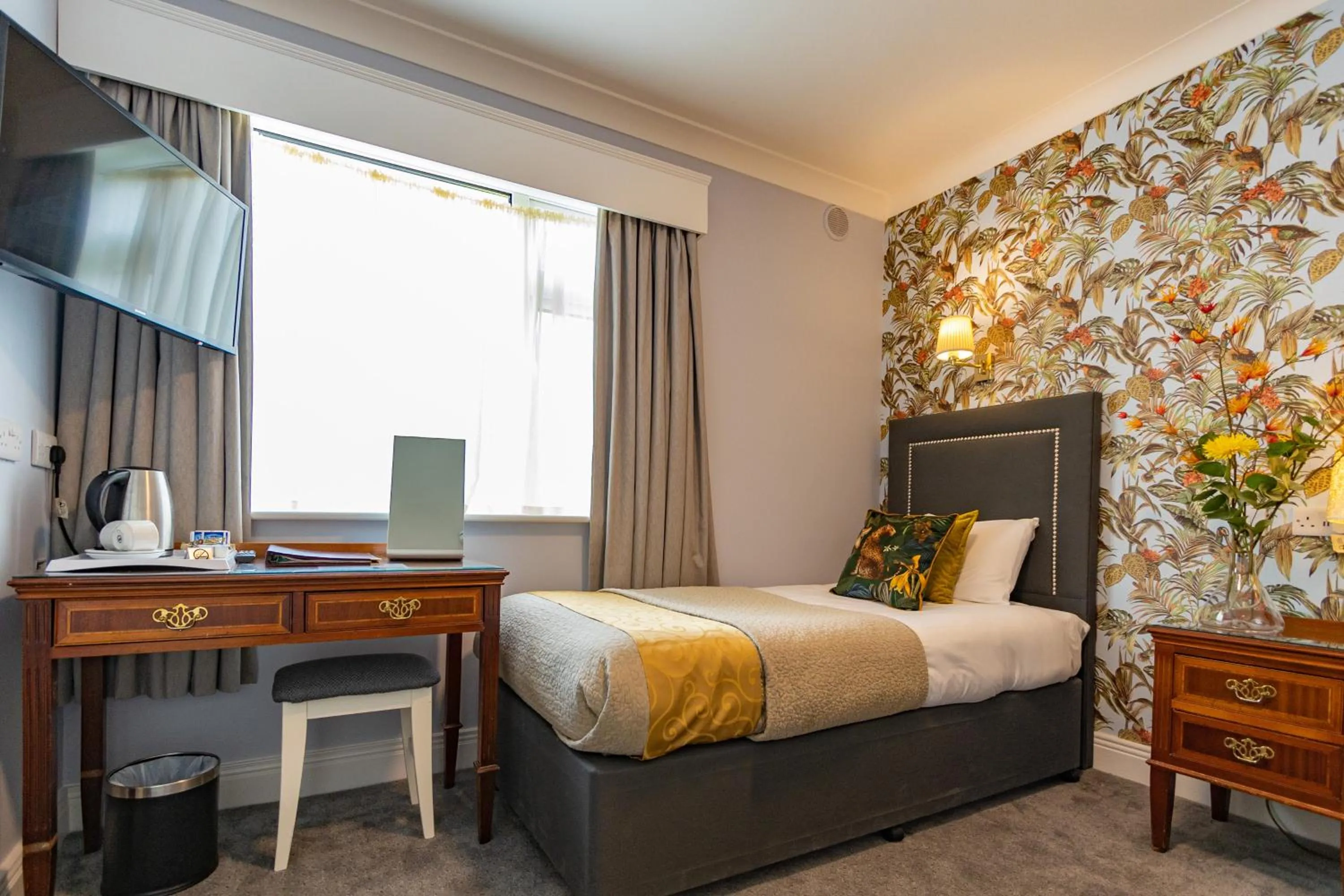 TV and multimedia, Bed in Egans House