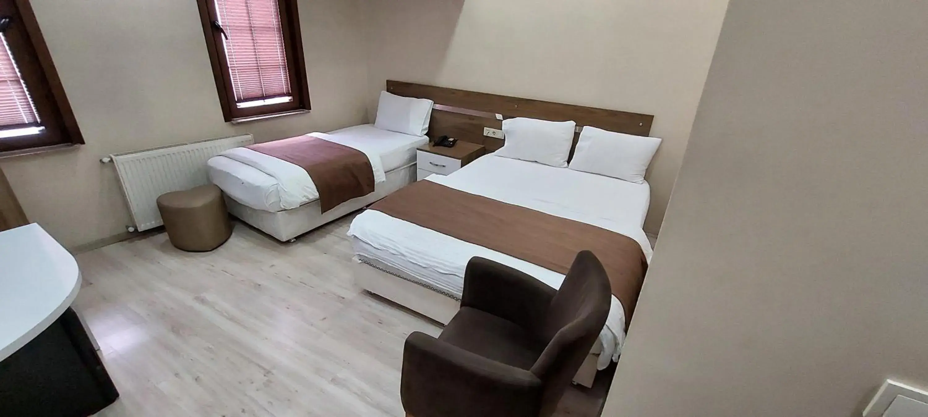 Double or Twin Room with Bathroom in Divrigi Kosk Hotel Double or Twin Room with Bathroom in Divrigi Kosk Hotel