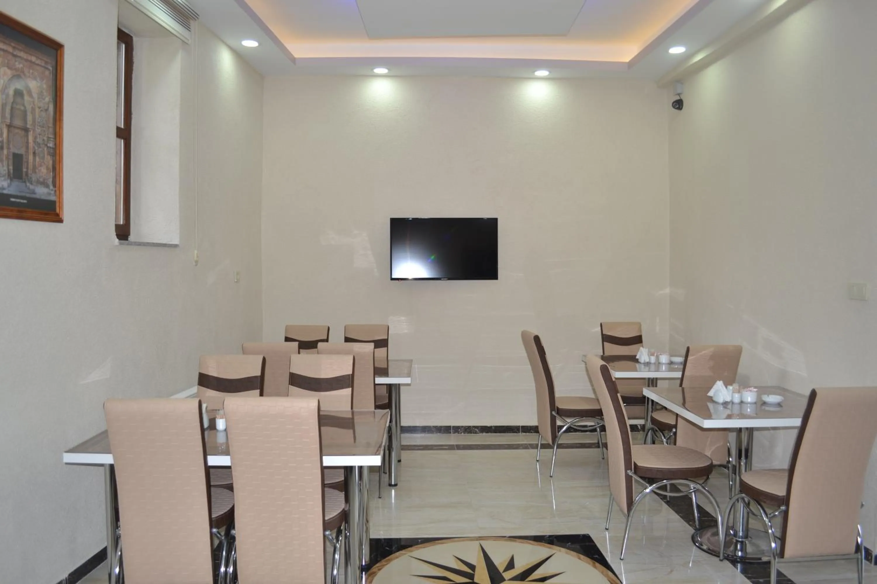 Breakfast in Divrigi Kosk Hotel