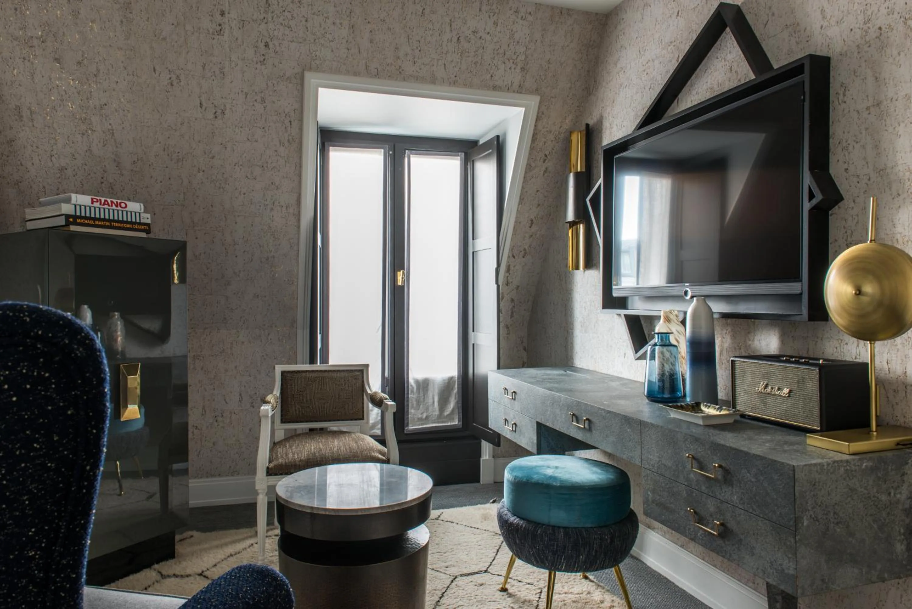 Nolinski Paris - Evok Collection