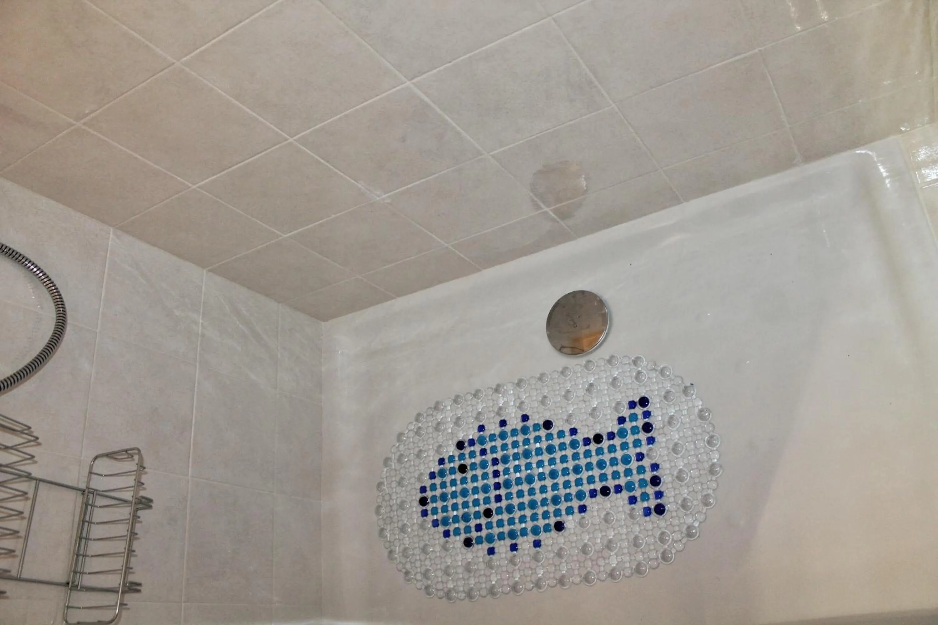 Shower in La Casetta