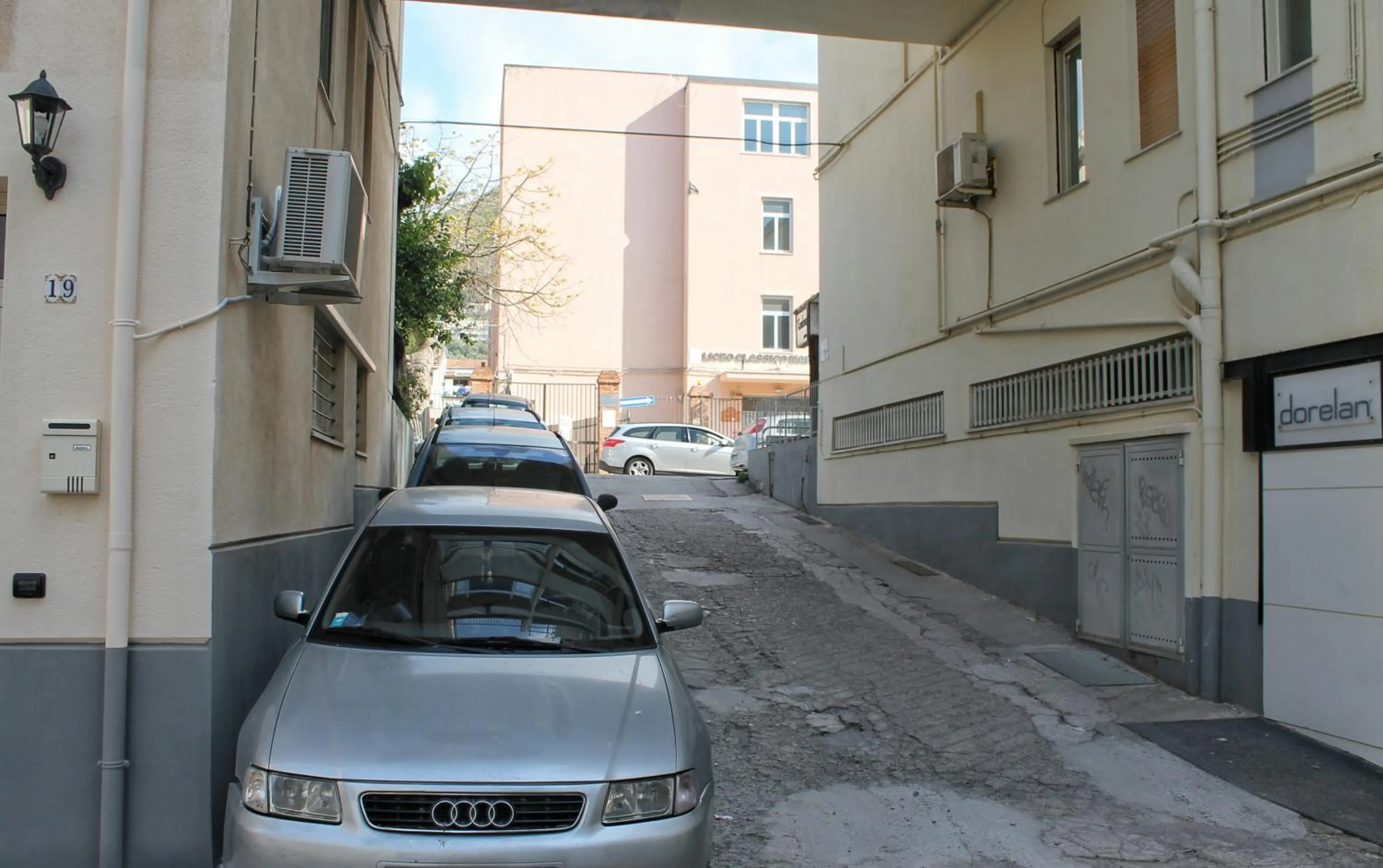 Property building in La Casetta