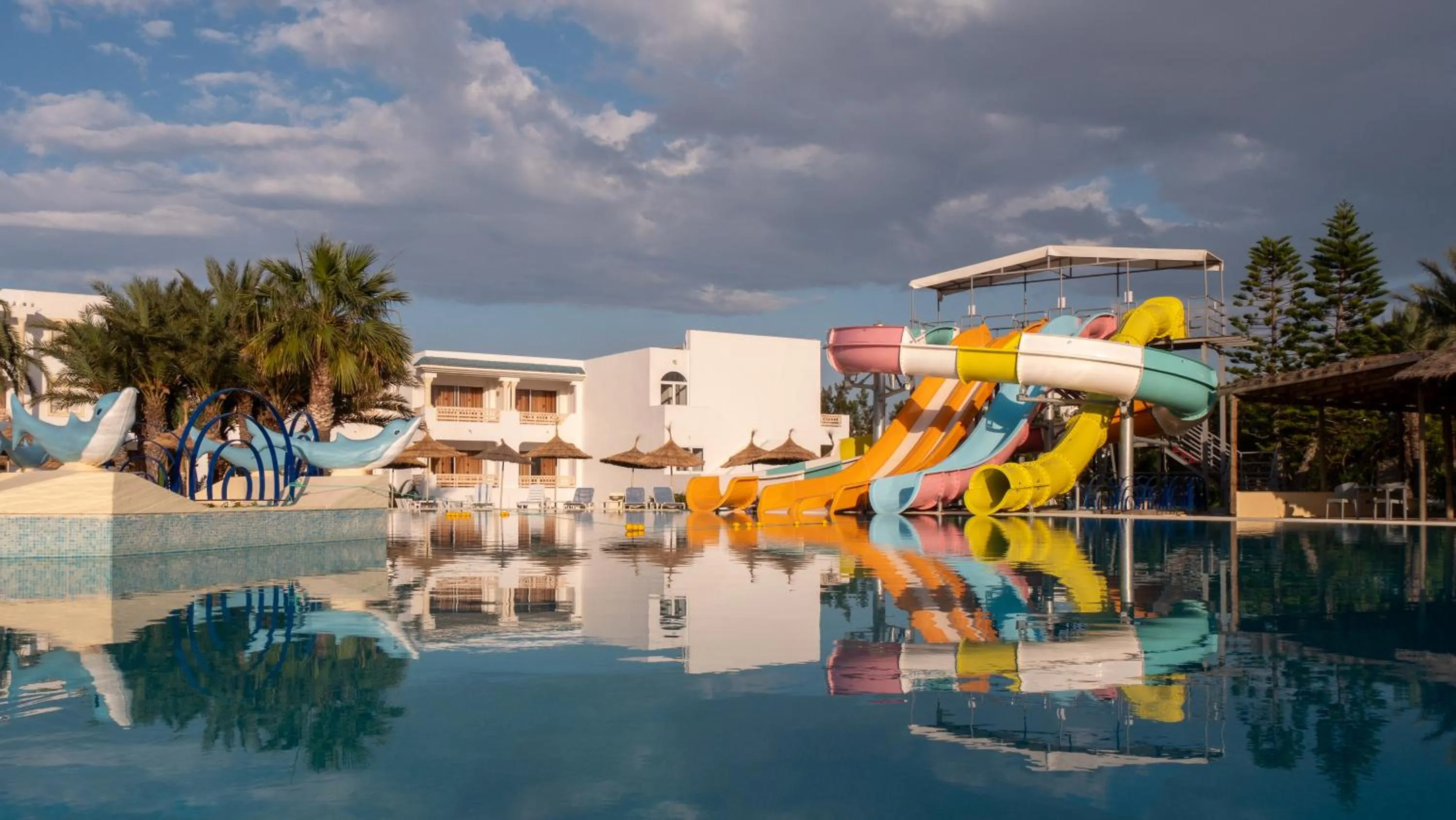 Swimming pool in Hotel Liberty Resort