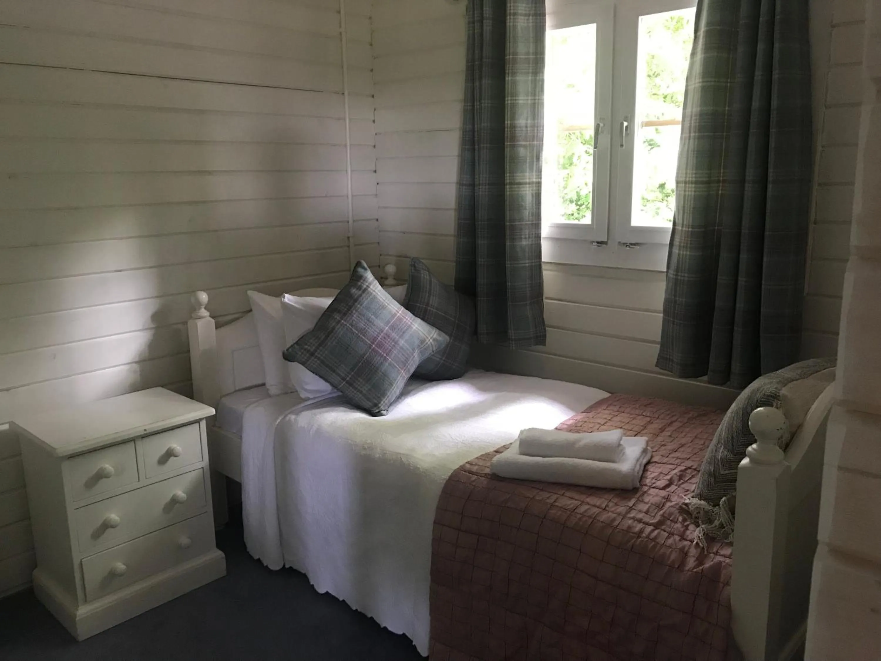Bedroom, Bed in Dunbrody Country House Hotel