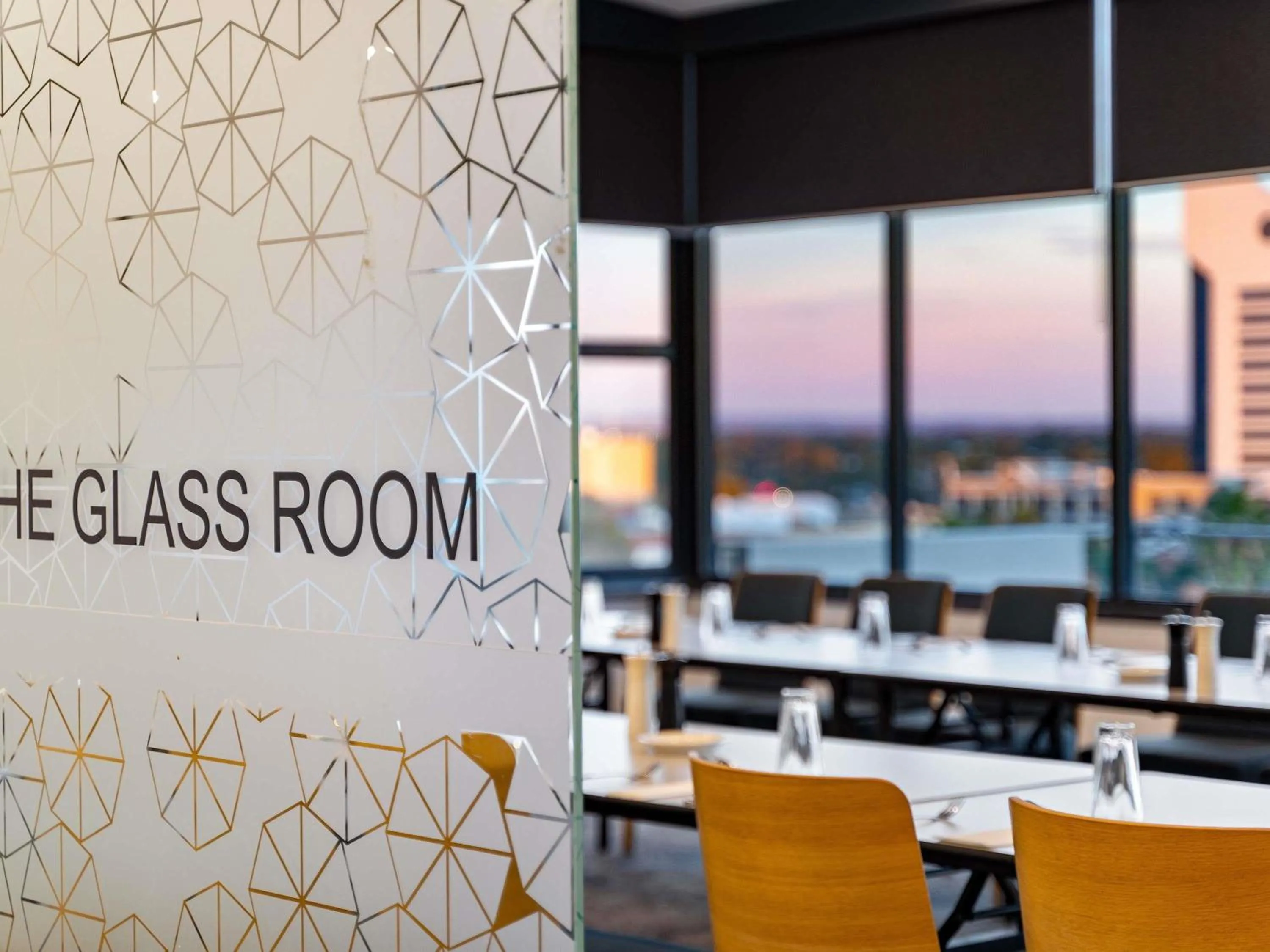 Meeting/conference room in Mantra Bunbury