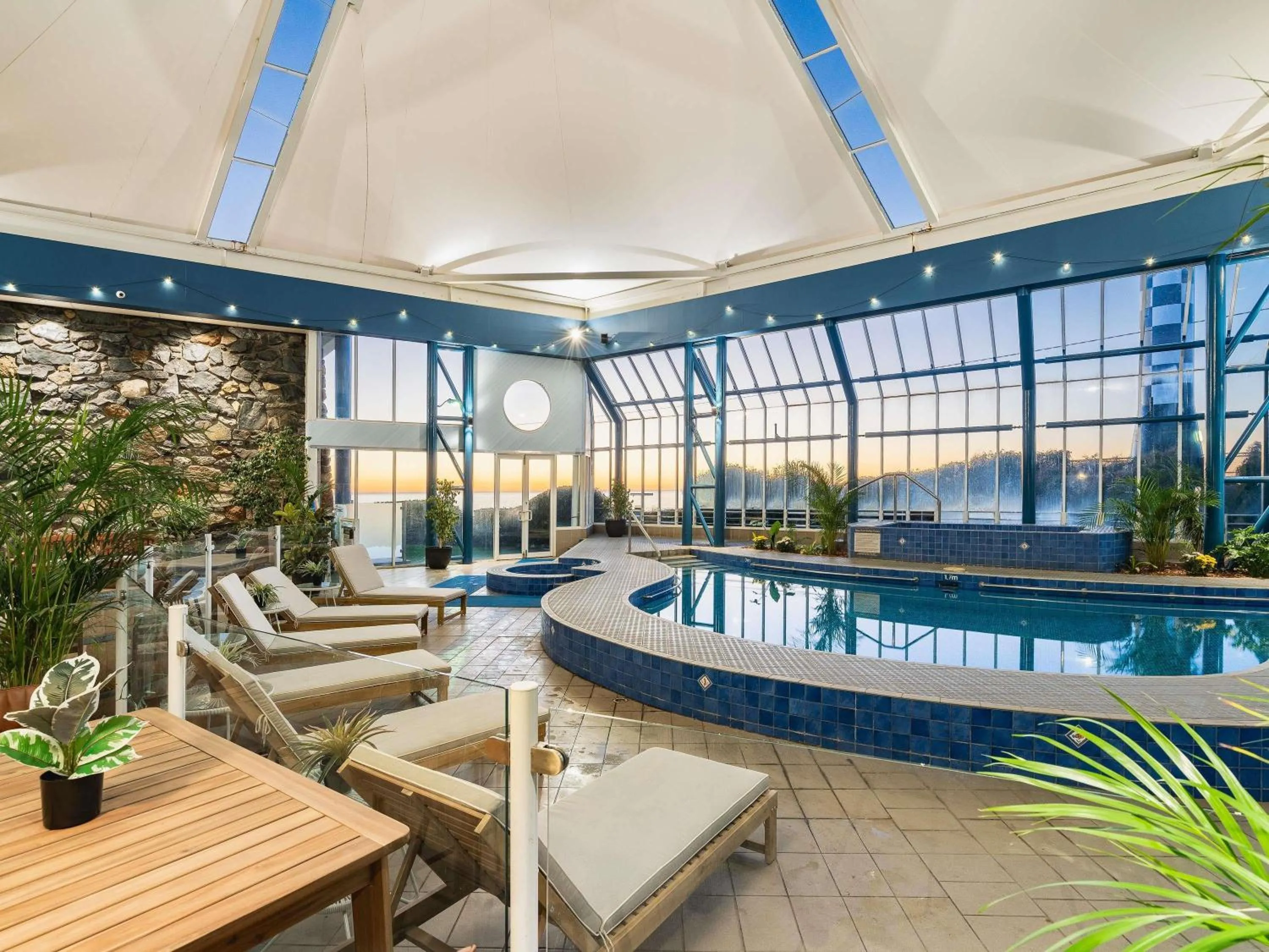 Property building in Mantra Bunbury