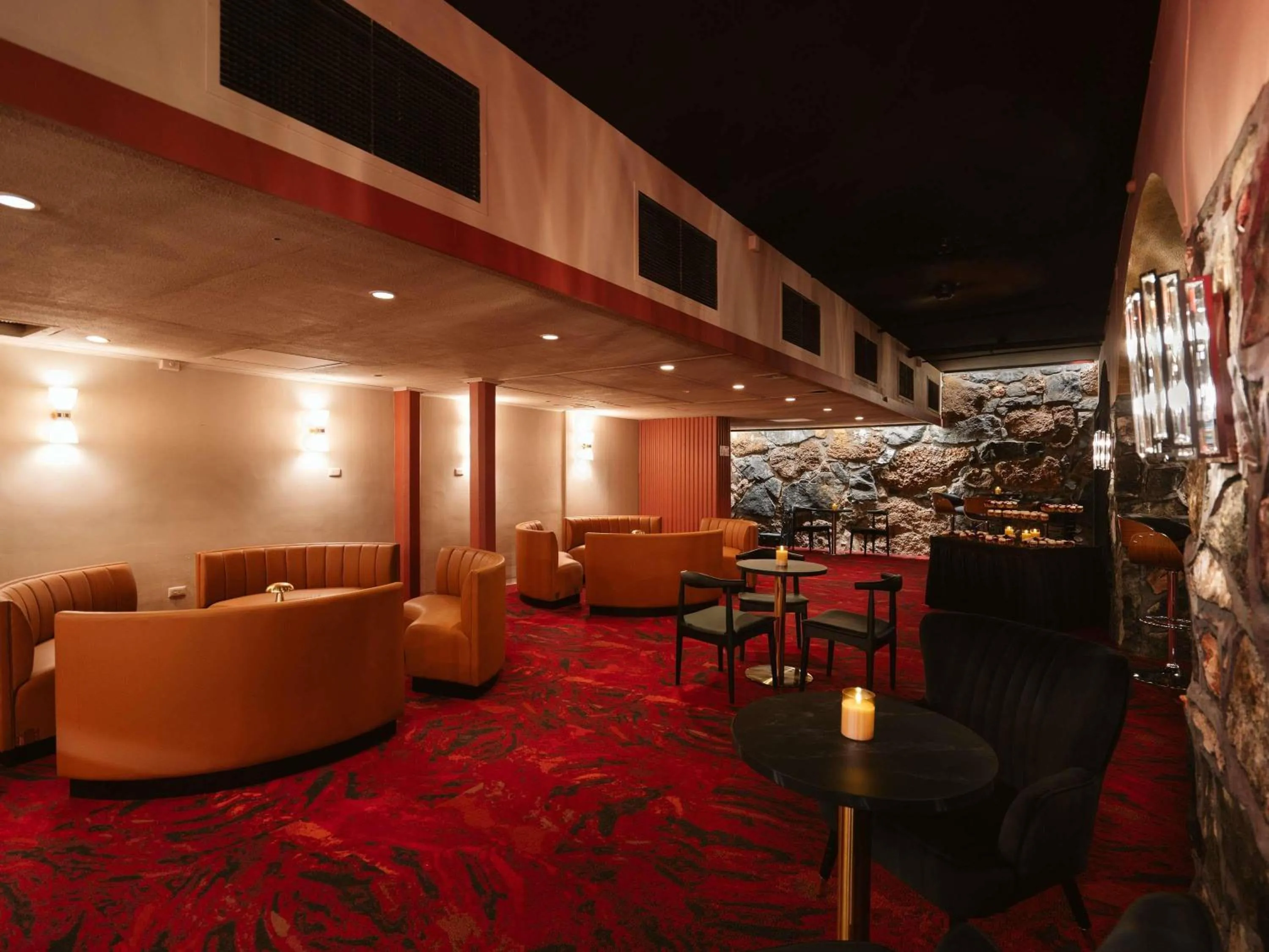 Lounge or bar in Mantra Bunbury