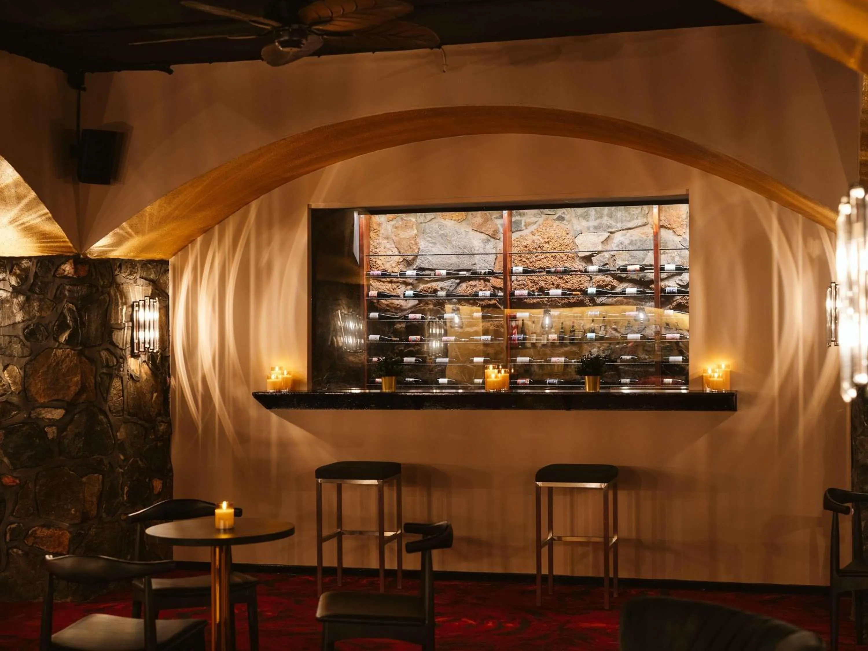 Lounge or bar in Mantra Bunbury