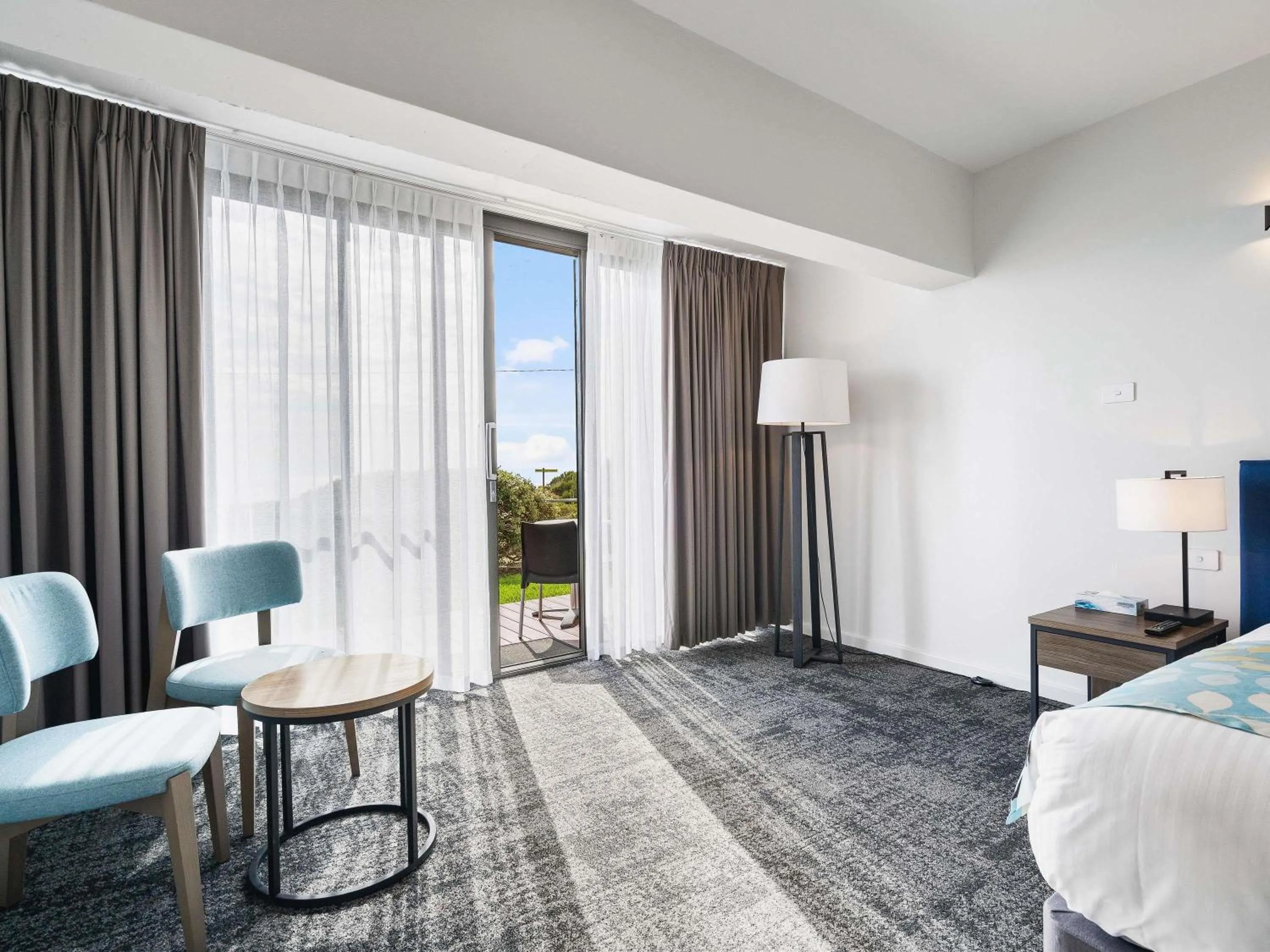 Bedroom, Bed in Mantra Bunbury