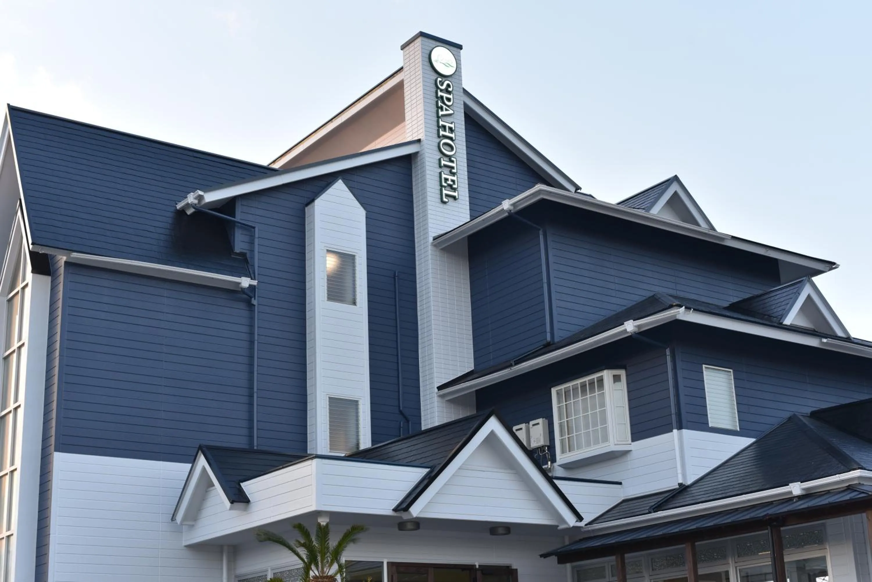 Property building in Alaise De Bale Shirahama