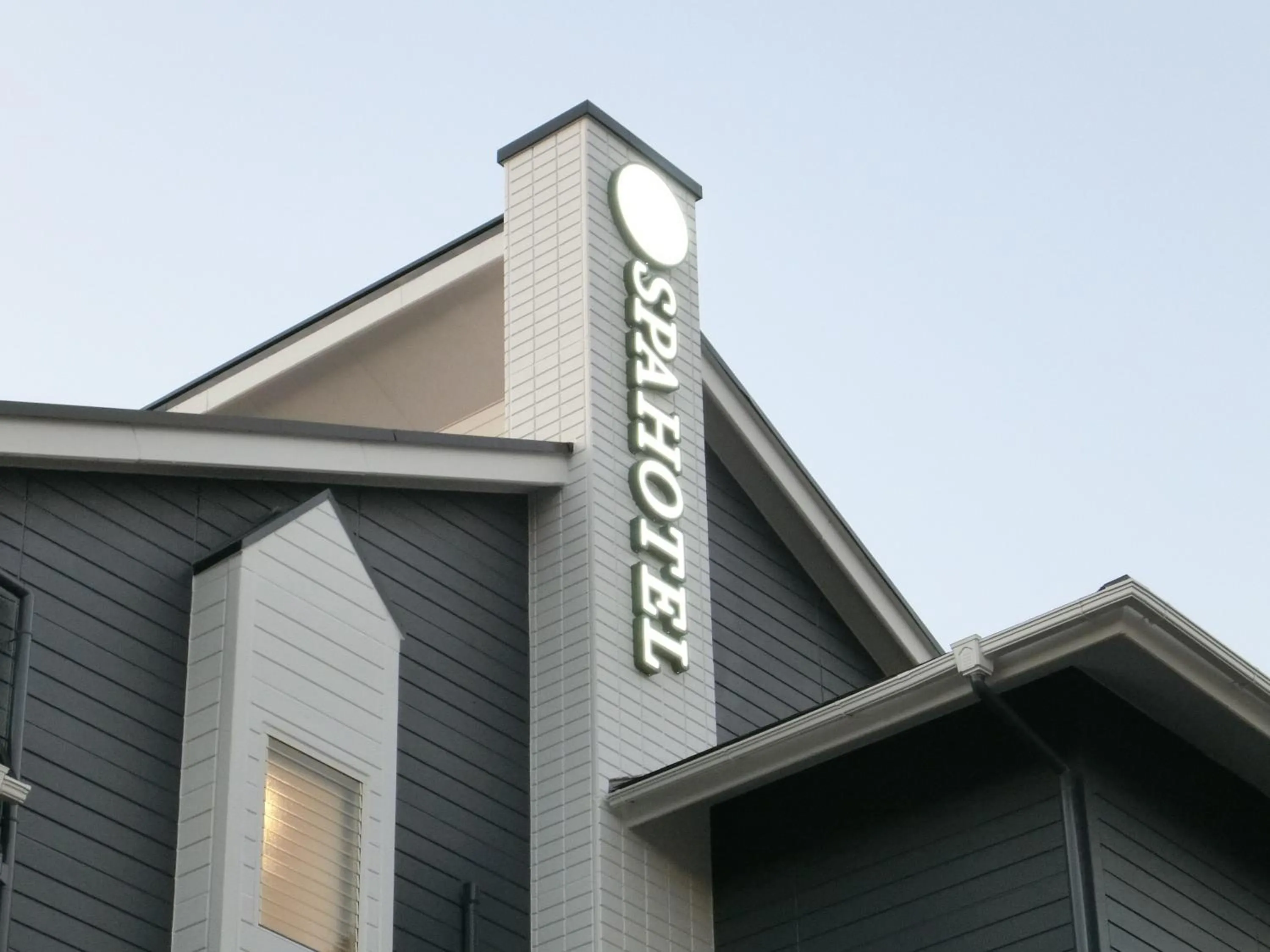 Property building in Alaise De Bale Shirahama