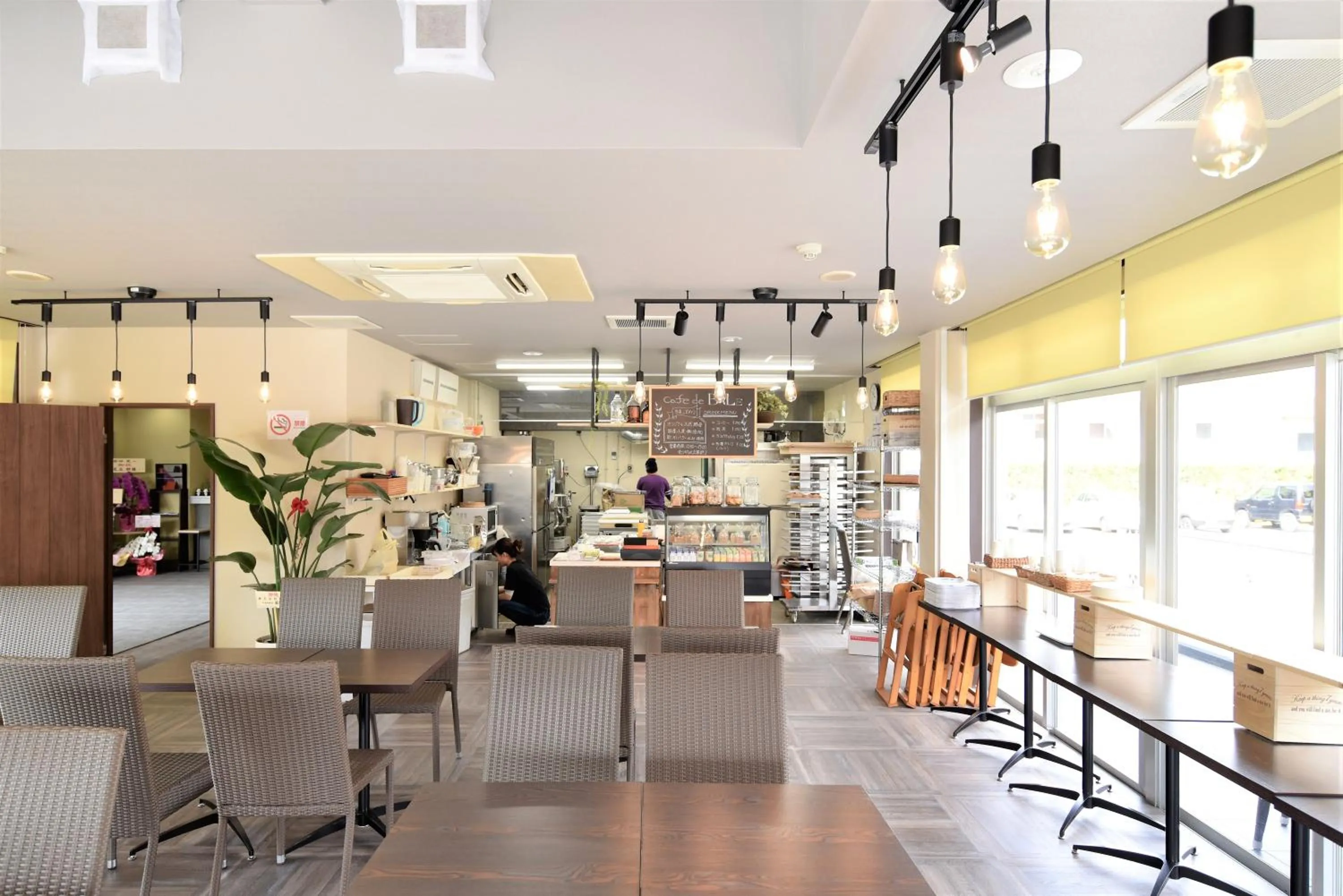 Restaurant/places to eat in Alaise De Bale Shirahama