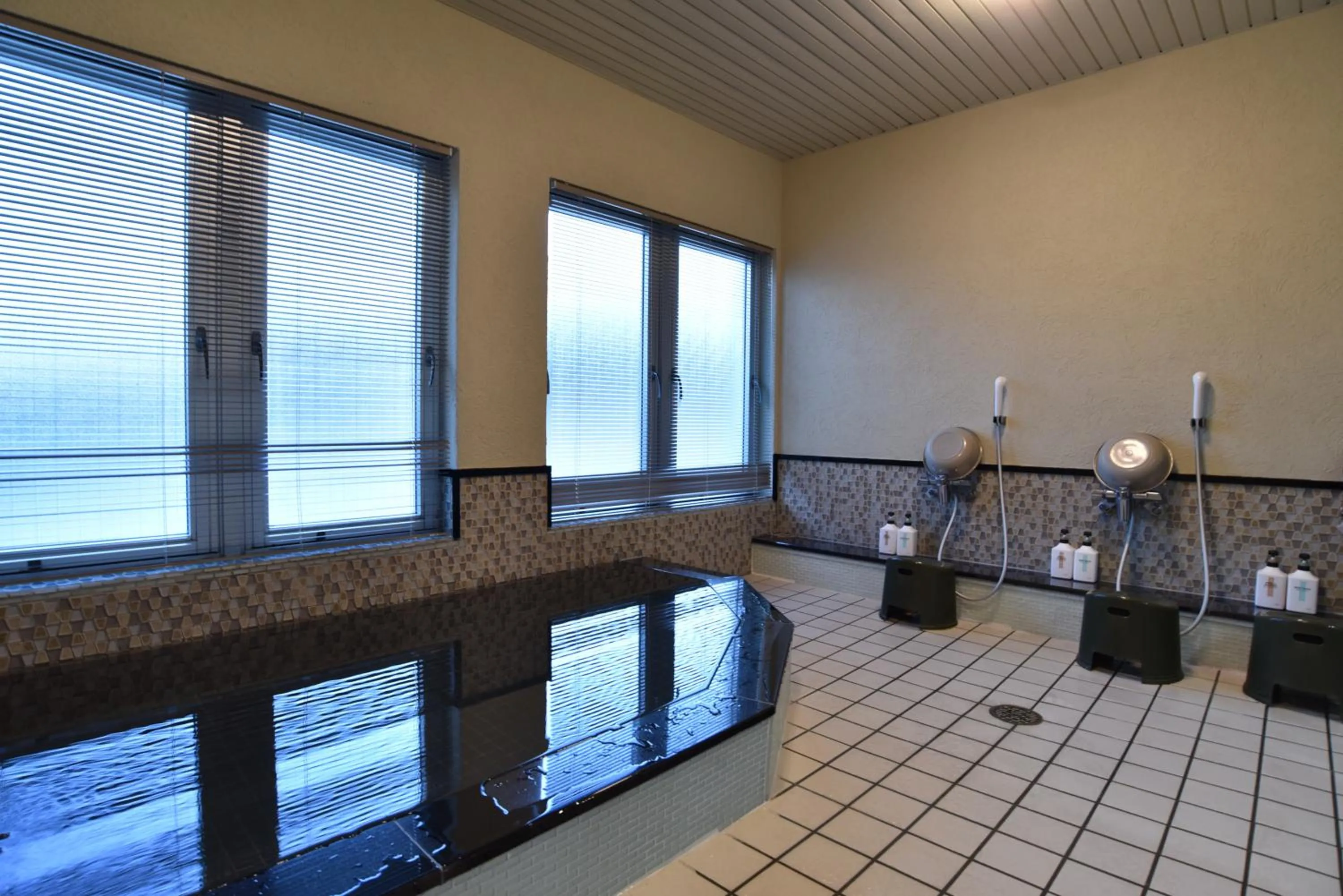 Hot Spring Bath in Alaise De Bale Shirahama